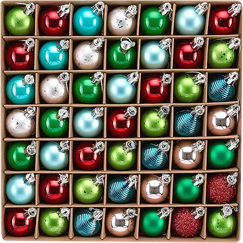 DecorbyHannah - Bolas pequeñas de Navidad de 49 unidades de 1.181 in, adornos inastillables para árbol de Navidad de elfo rojo, verde y azul,
