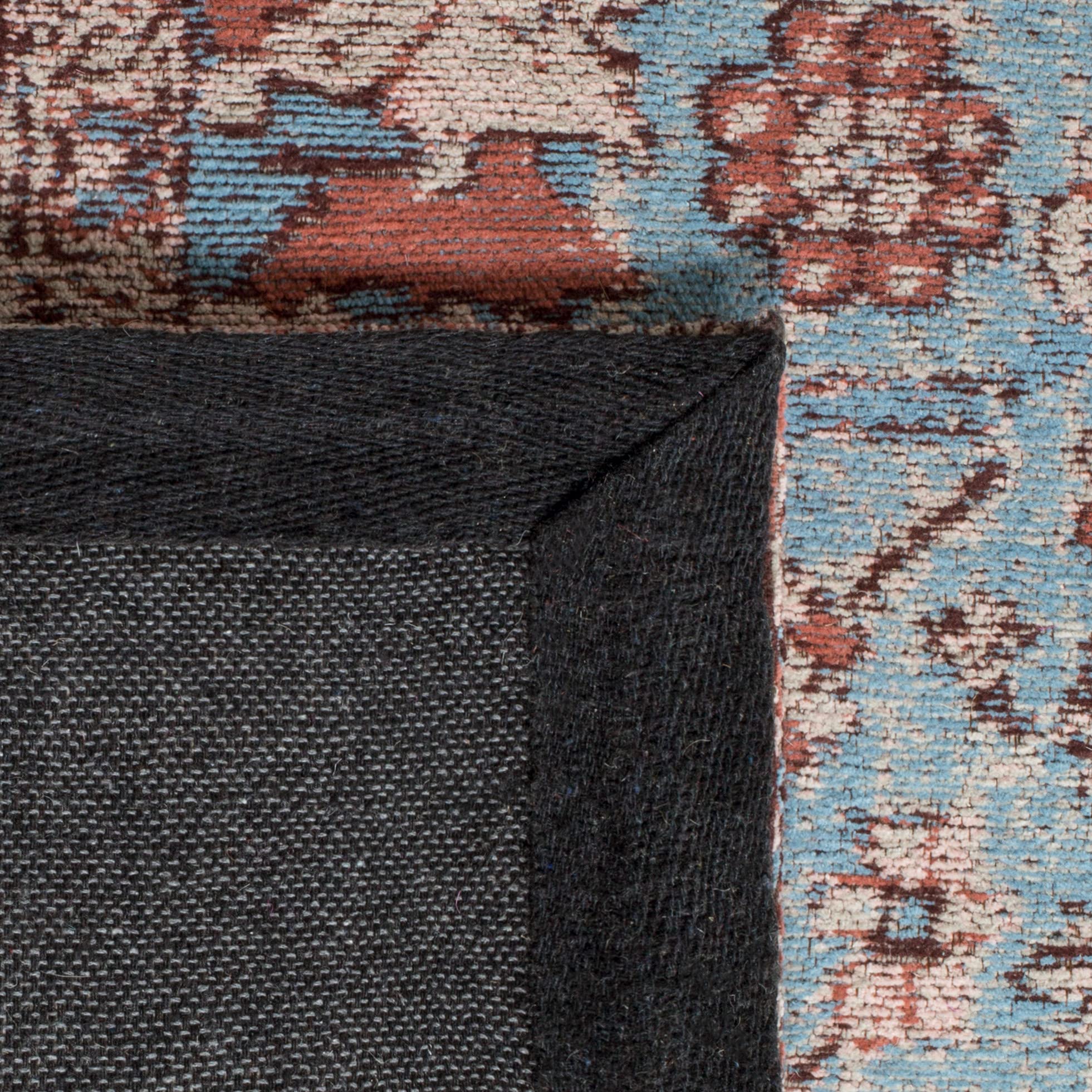 Amazon.com: SAFAVIEH Classic Vintage Collection Area Rug - 5' x 8
