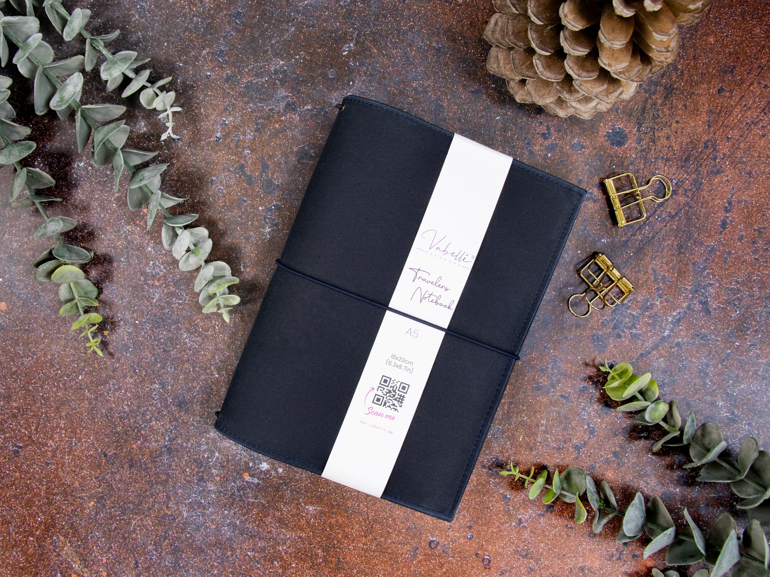Travelers Notebook, blueberry, – verschiedene Größen, nachfüllbar – Handmade Journal aus waxed Canvas, Platz für 2 Hefte, optional mit Notizheften, dots oder blanko, undatiert