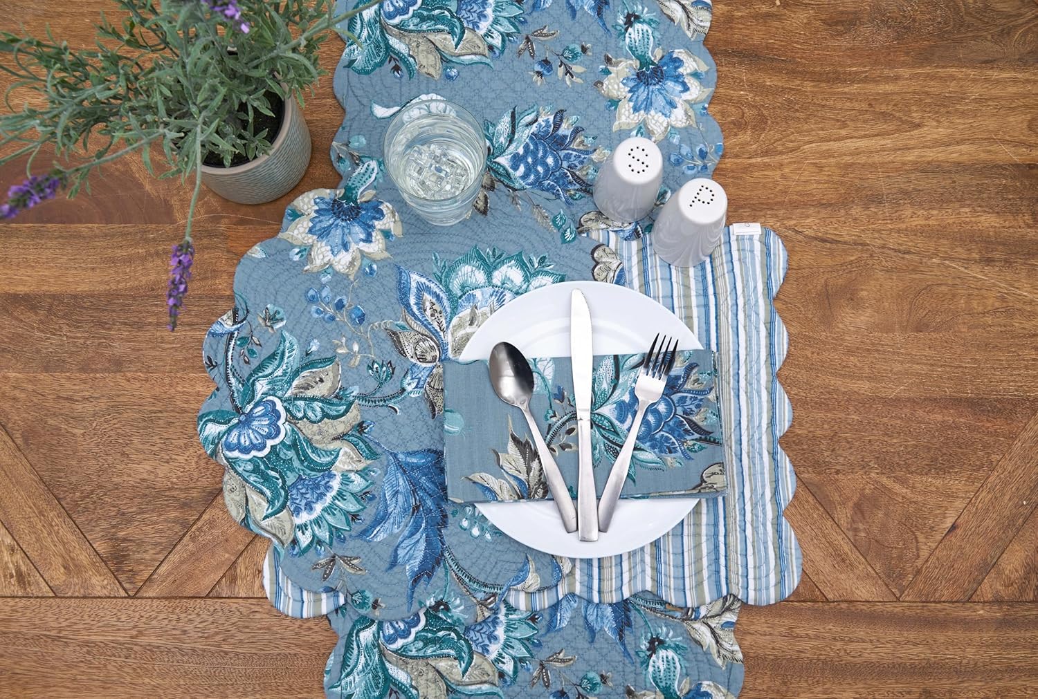 C&F Home Morrison Table Runner 14" x 51" 14" x 51" Green