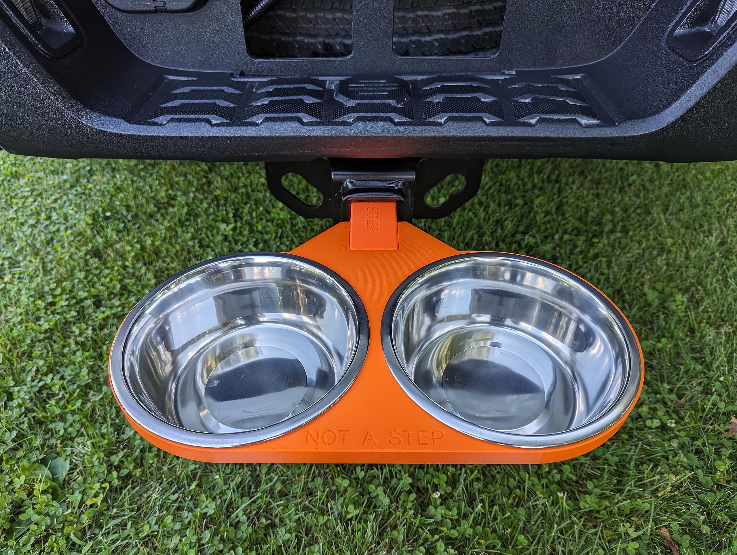 Generic Hitch Feeder, Dual Pet Bowl Holder, Orange