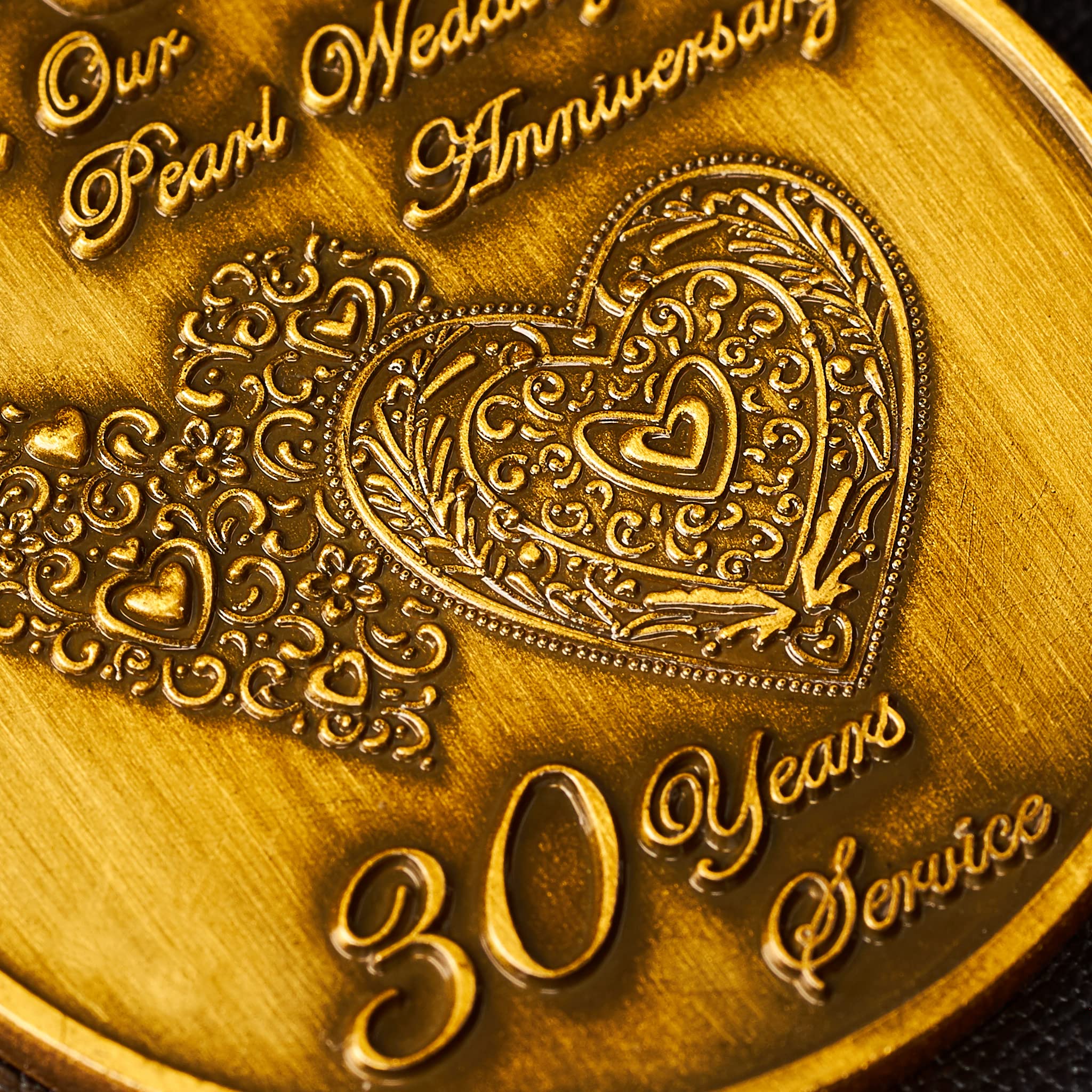 The Commemorative Coin Company Our 30th Pearl Wedding Anniversary Medal for Long/Distinguished Service and Bravery in the Field. Gift/Present Husband/Wife/Partner/Couple. Gold - Image 4