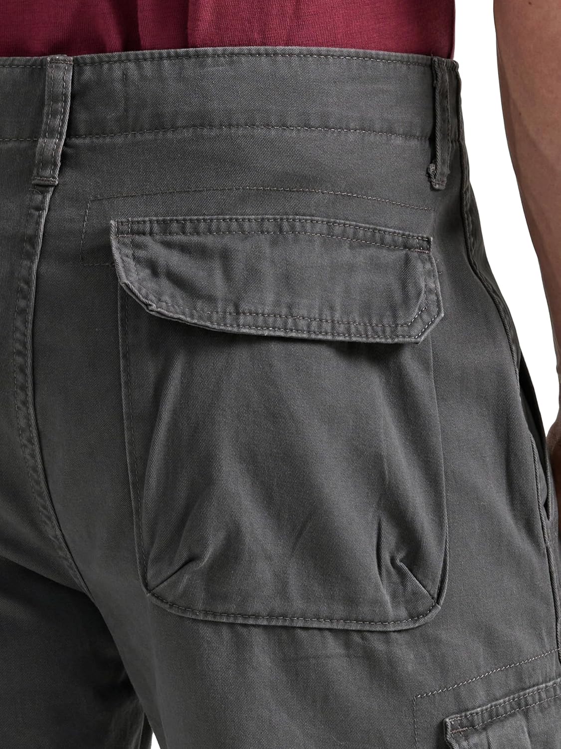 Wrangler Authentics Bermuda cargo masculina de sarja premium em promoção! Veja a oferta e mais achadinhos de Shorts & Bermudas 4 Hoje é o melhor dia para comprar Wrangler Authentics Bermuda cargo masculina de sarja premium com aquele preço maroto! Promoção! Aproveite a oferta! 4