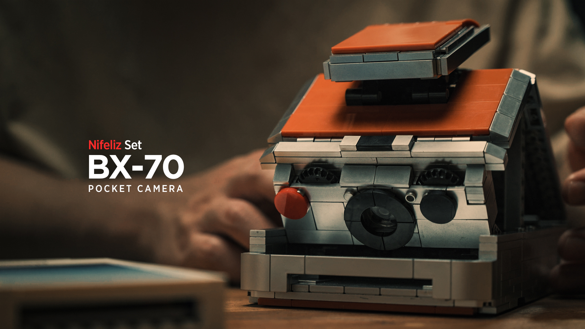 Amazon.co.jp: Nifeliz カメラブロックおもちゃ Plexoid BX-70 大人