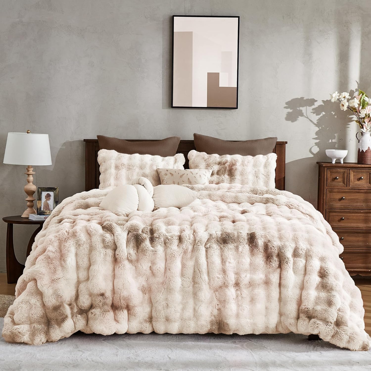 Wonderful 3 Pieces Fluffy Faux Rabbit Fur Bubble Comforter Set King Size, Tie-Dyeing Beige Plush Fuzzy Bedding Set, Warm Soft Bubble Comforter Bedding Set for Winter Tie Dye-beige King