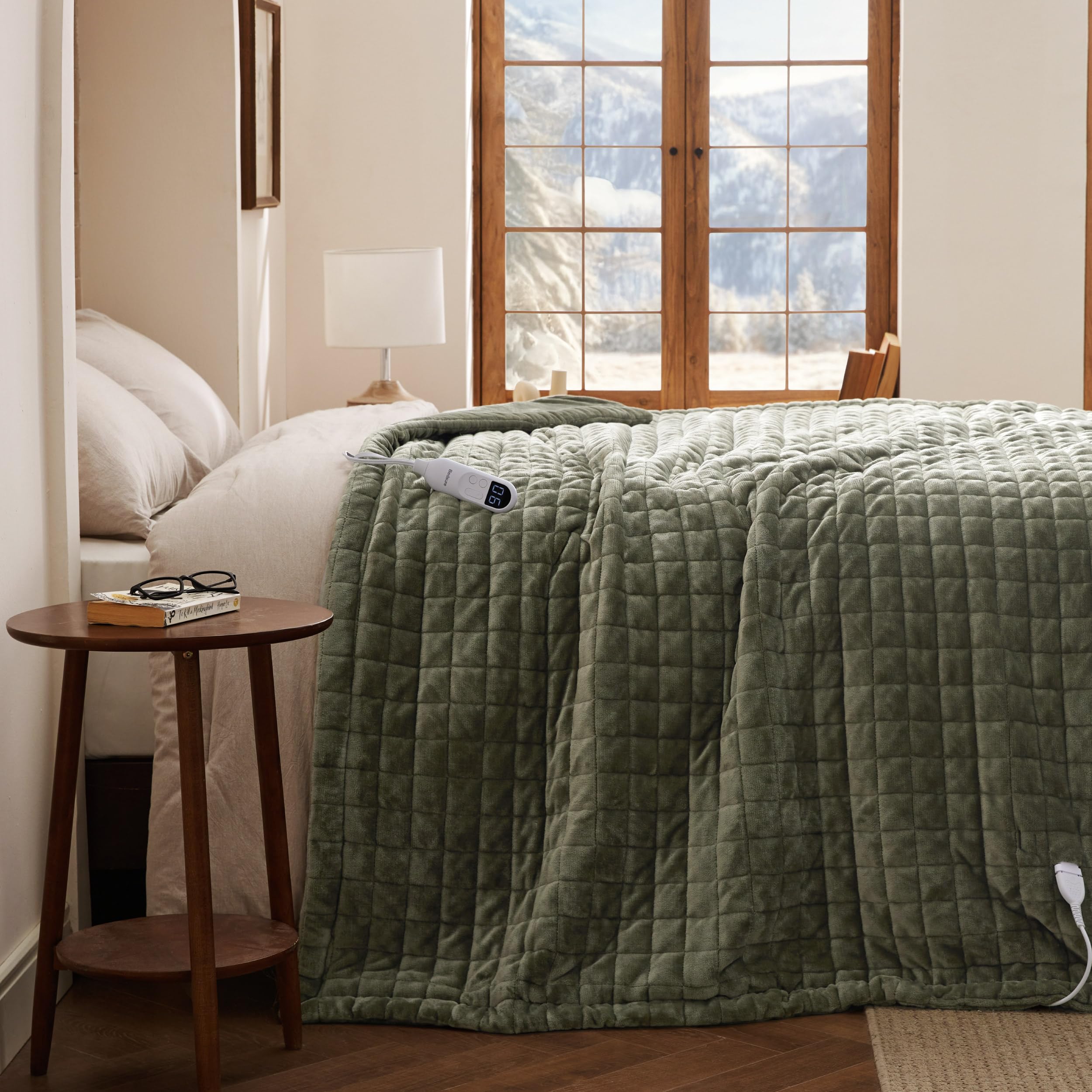 Bedsure Luxury Quilted Heated Blanket Twin, Thick Electric Blanket, Green | Box Quilted, Ultra Soft, Comforter-Like Warmth, Fast Heating, Memory &amp; Preheat, 1-10 Hour Auto Off, 10 Heat Settings, 62x84