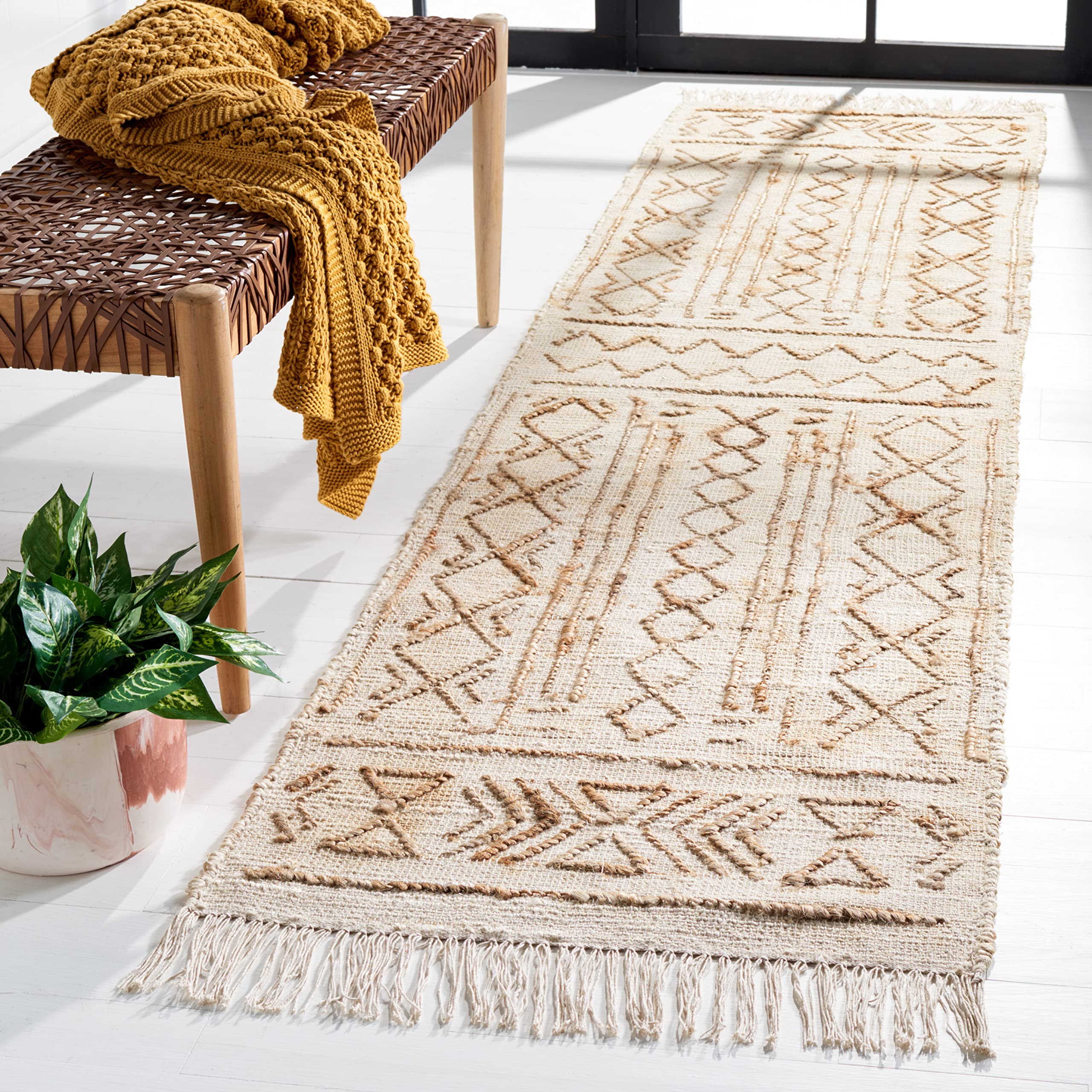 SAFAVIEH Natural Fiber Collection Runner Rug - 2'3" x 9', Natural & Beige, Handmade Boho Fringe Jute, Ideal for High Traffic Areas in Living Room,