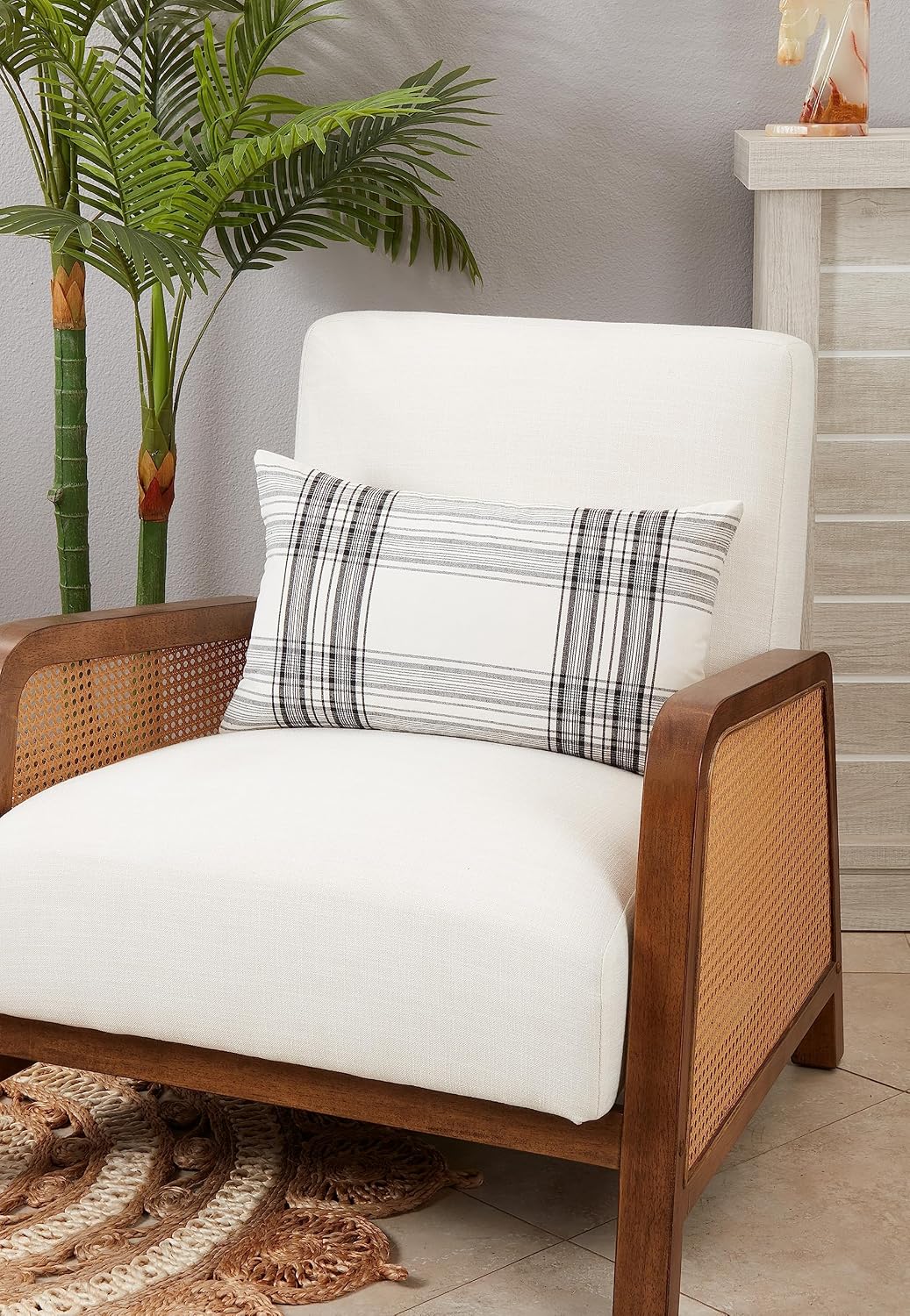SARO LIFESTYLE Cuddly Chic Plaid Throw Pillow Cover, Black, 12"x20"
