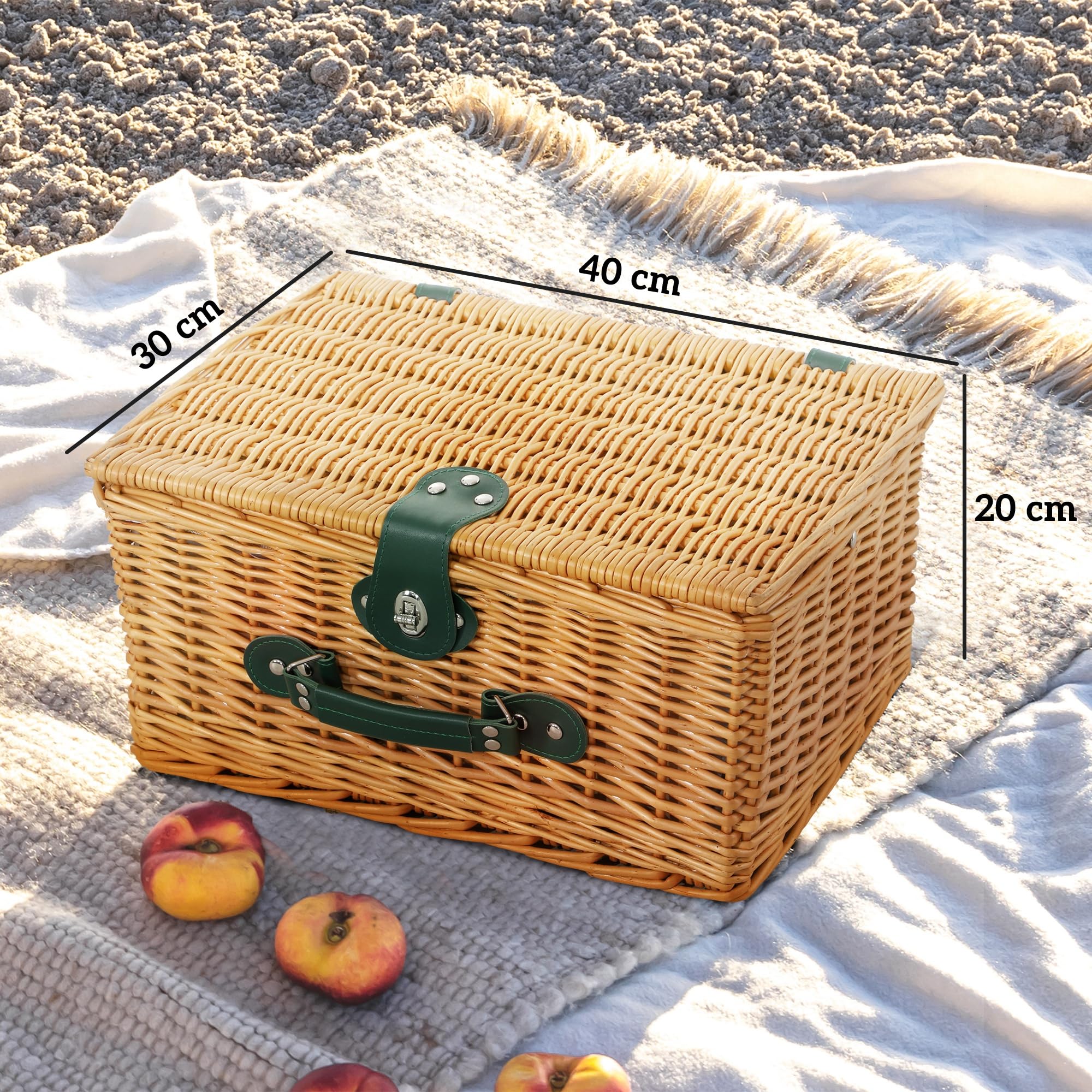 Outsunny Cestino da Picnic in Vimini per 2 Persone con Area Frigo, Cesto Picnic con 2 Piatti, 6 Posate, 2 Bicchieri e Cavatappi, 40x30x20 cm, Marrone Chiaro