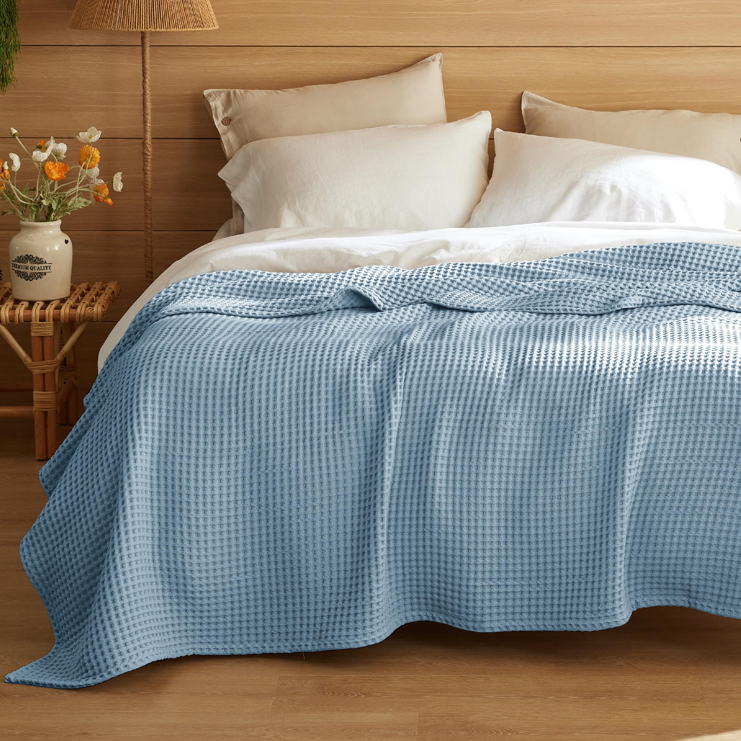 Photo 1 of Bedsure Lightweight 100% Cotton Waffle Blanket, King, Celestial Blue