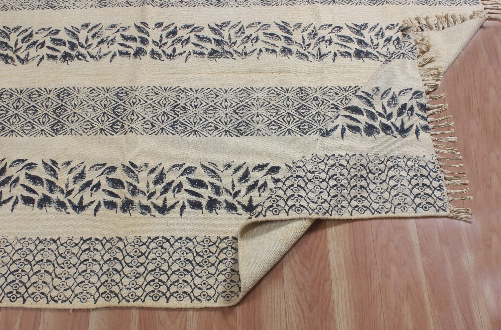 Tappeto da bagno bohémien per camera da letto Kilim in cotone Dhurrie Bohemian Kilim Flat Weave Beige & Black Area Tappeto decorativo facile lavabile Nappa Tappeto 180 x 180 cm
