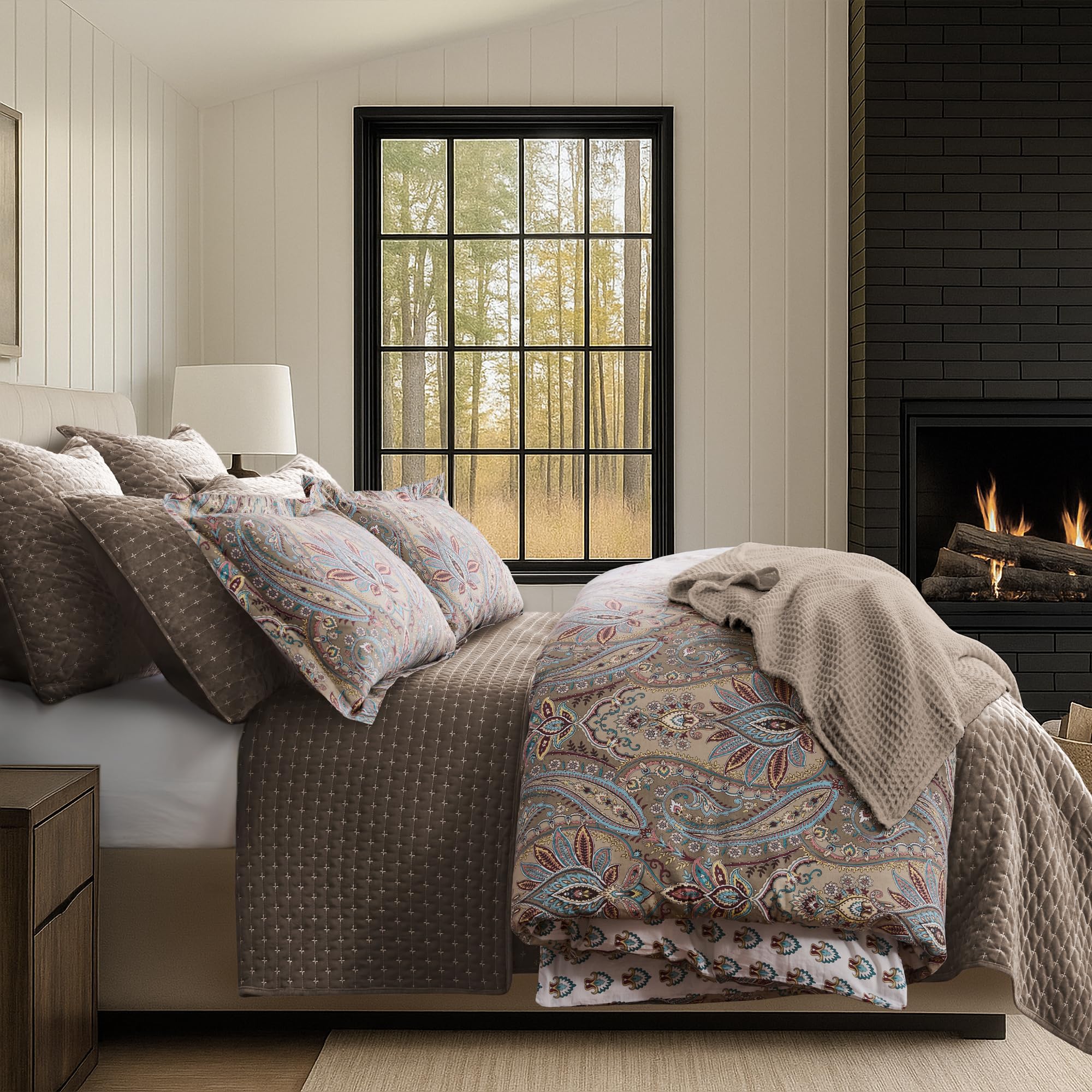 Amazon.com: Levtex Home - Kasey Comforter Set - Full/Queen