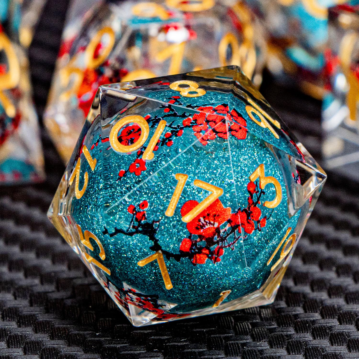 ARUOHHA DND Resin Dice Plum Blossom Liquid Core Golden Blue Sharp Edge Polyhedral Dice Set with Gift Box, Compatible with Dungeons Dragons Role Playing Game D and D Dice Set D20 D12 D10 D6