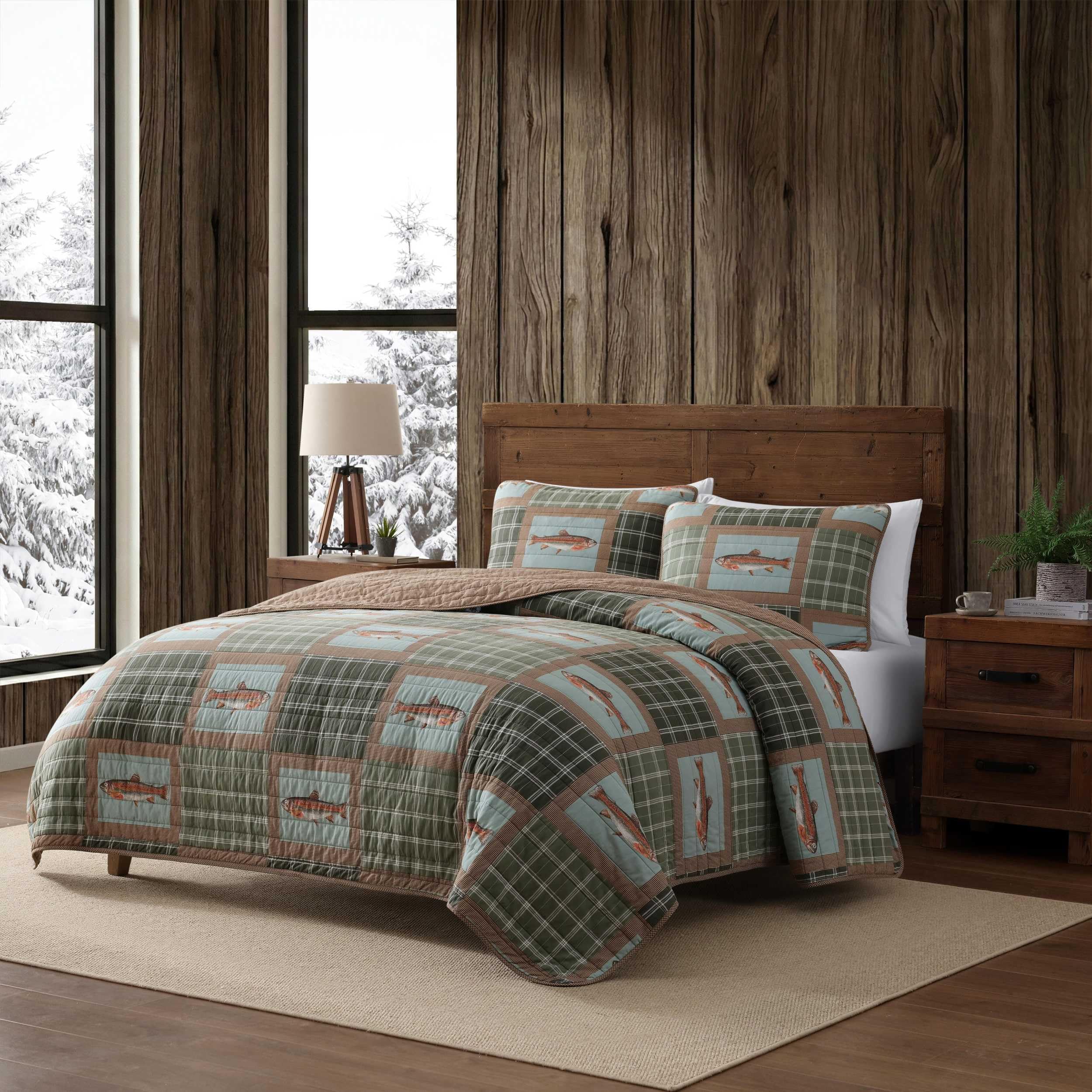 Eddie Bauer - Queen Quilt Set with Matching Shams, Soft & Reversible Bedding for Year Round Comfort, Trout Lake Green