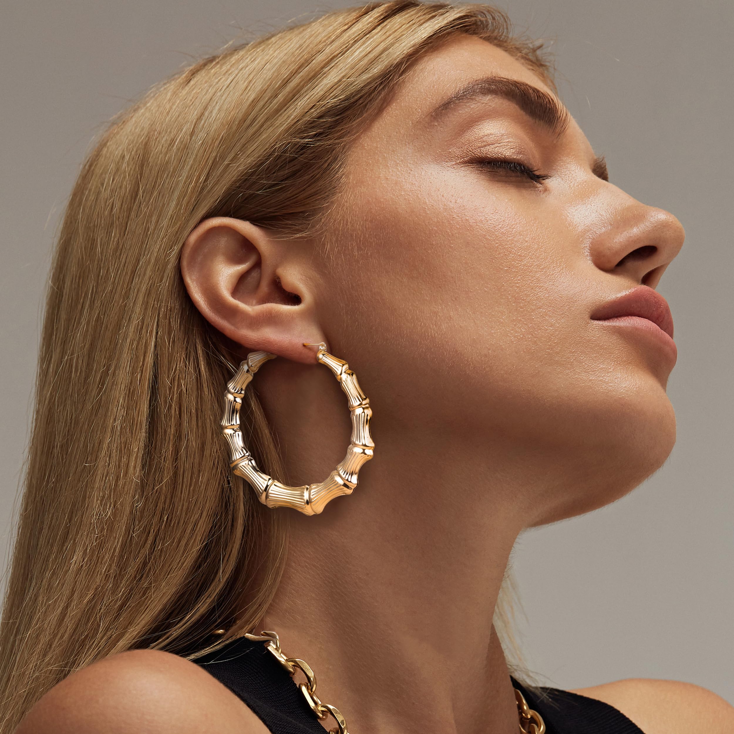 Aretes de aro de bambú para mujer, aretes grandes chapados en oro de 14 quilates, aretes de bambú de los años 80 y 90 para mujer, aretes grandes de gran tamaño, chapados en oro de 14 quilates 4