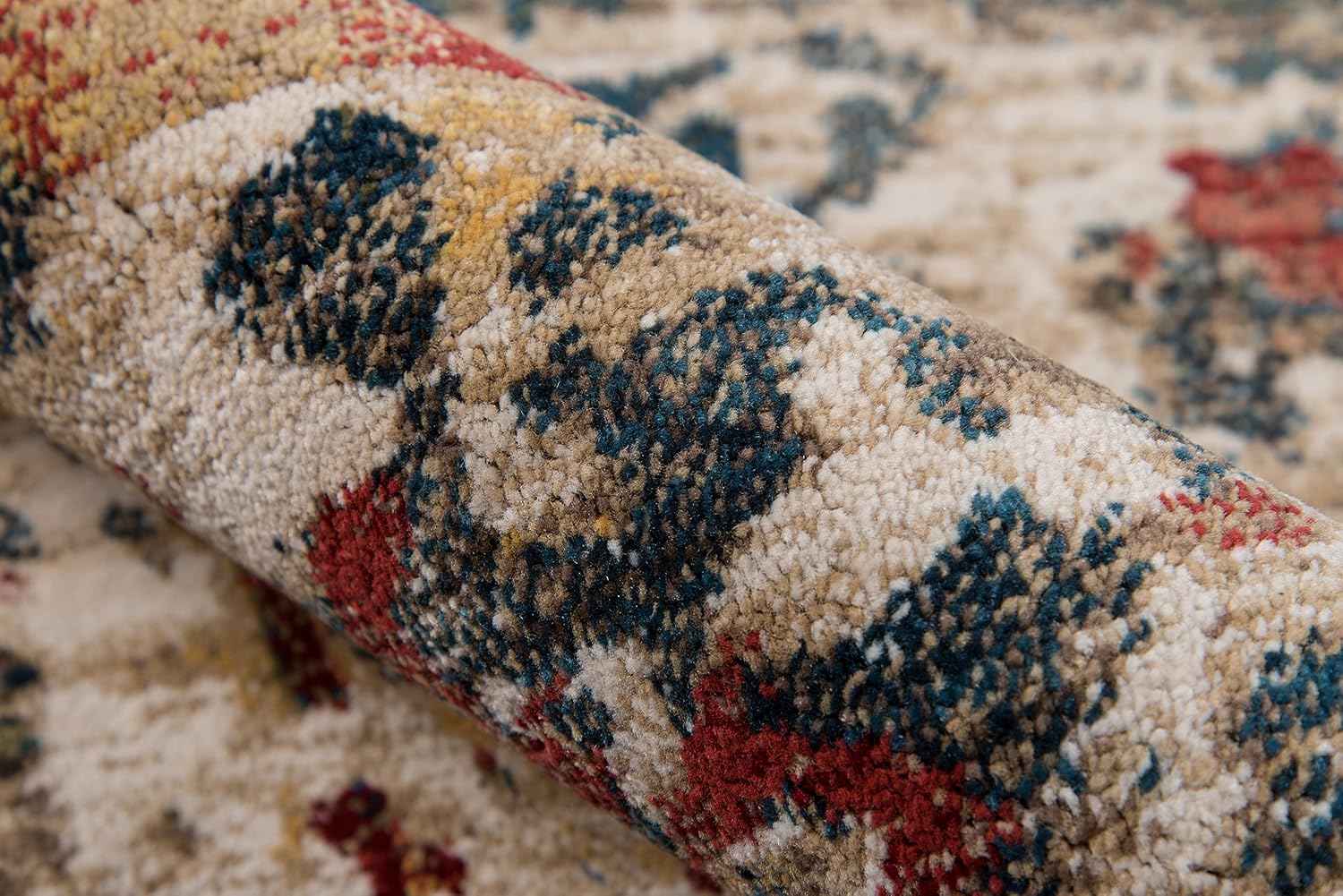 Momeni Studio Area Rug, 2' X 3' Multi