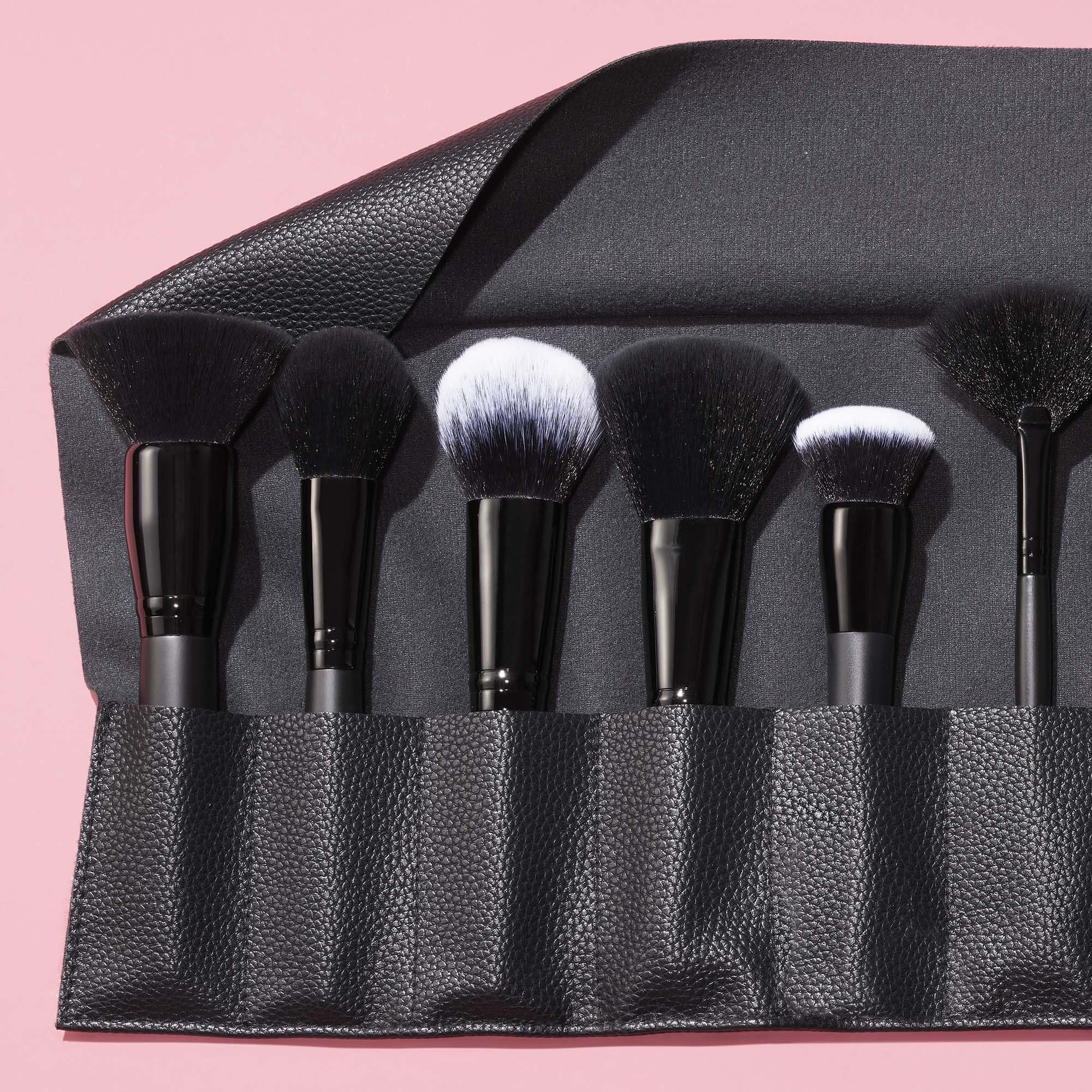 e.l.f. Ultimate Makeup Brush Set & Travel Roll, set di 17 pennelli, per ombretto, fondotinta, polvere, correttore e altro, prodotto vegano e non testato sugli animali