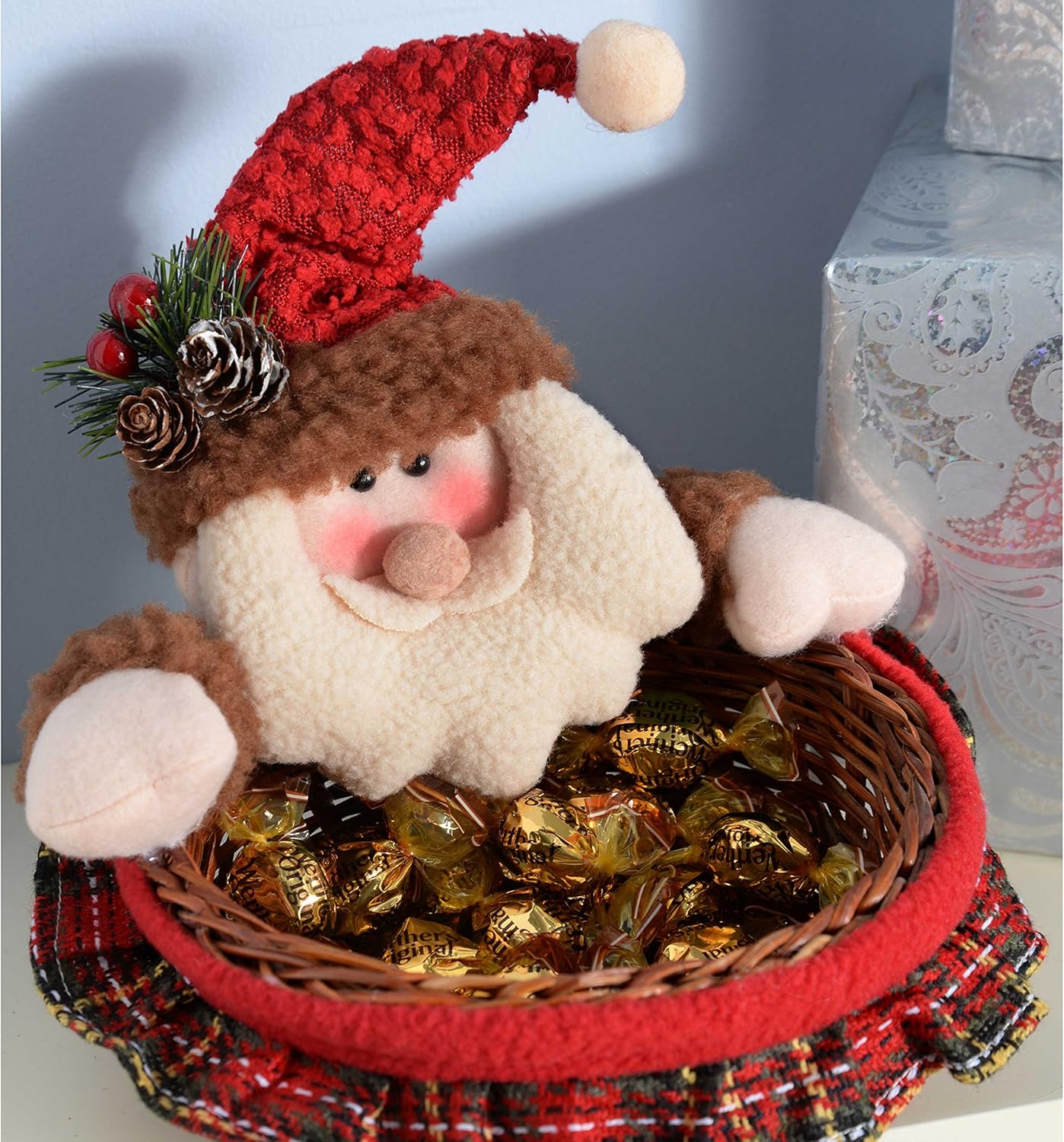45 Cm Father Santa Claus Nuts Treats Sweets Christmas Wicker Basket Table Decoration in Red and Green Tartan