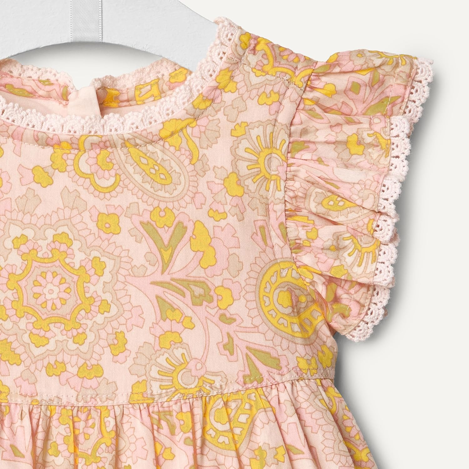 Amazon Essentials x Sofia Grainge Toddler and Baby Girls' Woven Ruffle Sleeve Dress - Image 5