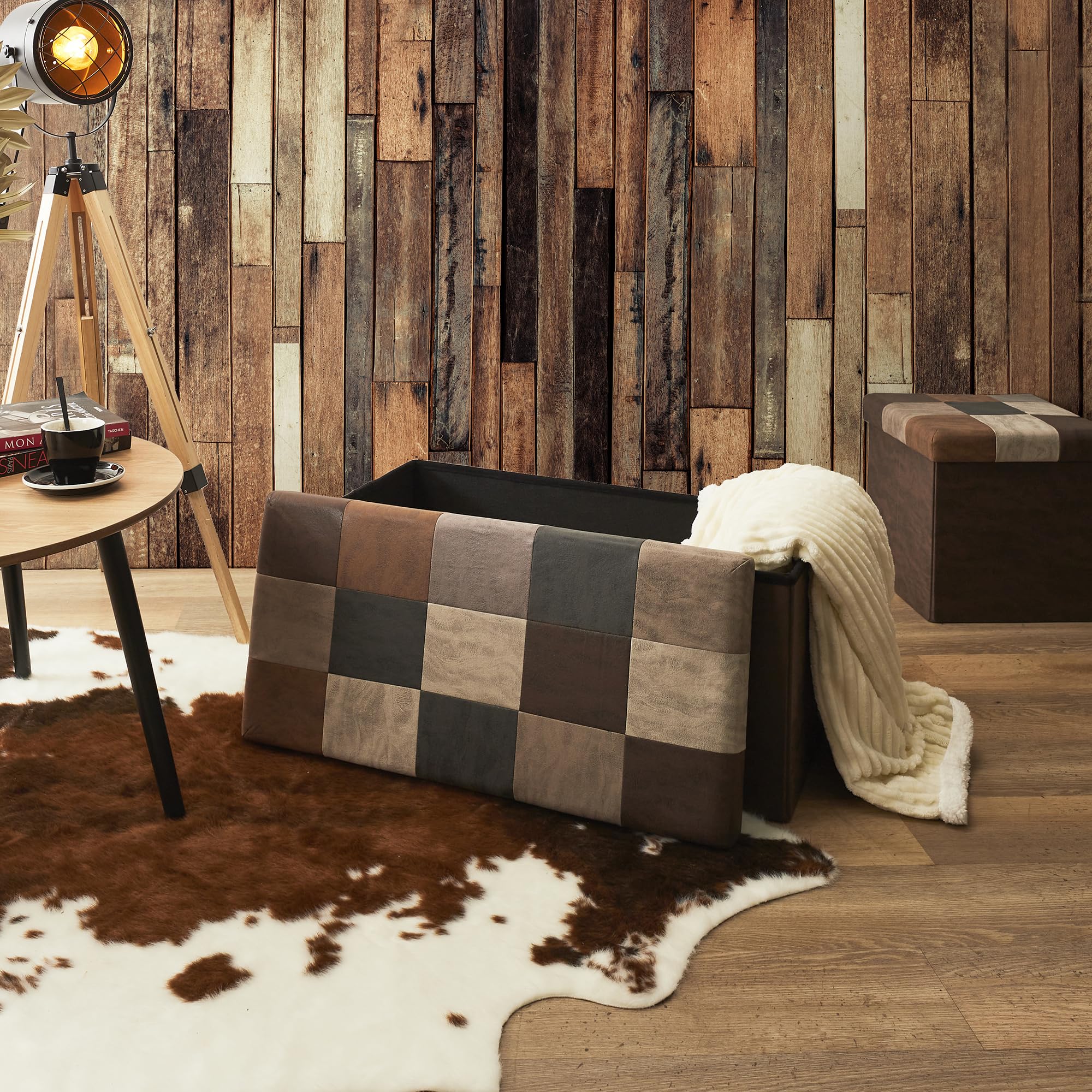 HOME DECO FACTORY - HD7666 Baúl Banco Plegable Patchwork PU M2 - Mobiliario Bistró Industrial - Asiento Cómodo y Almacenamiento - 76 x 38 x 38 cm - Altura del Asiento 38 cm - Color Marrón