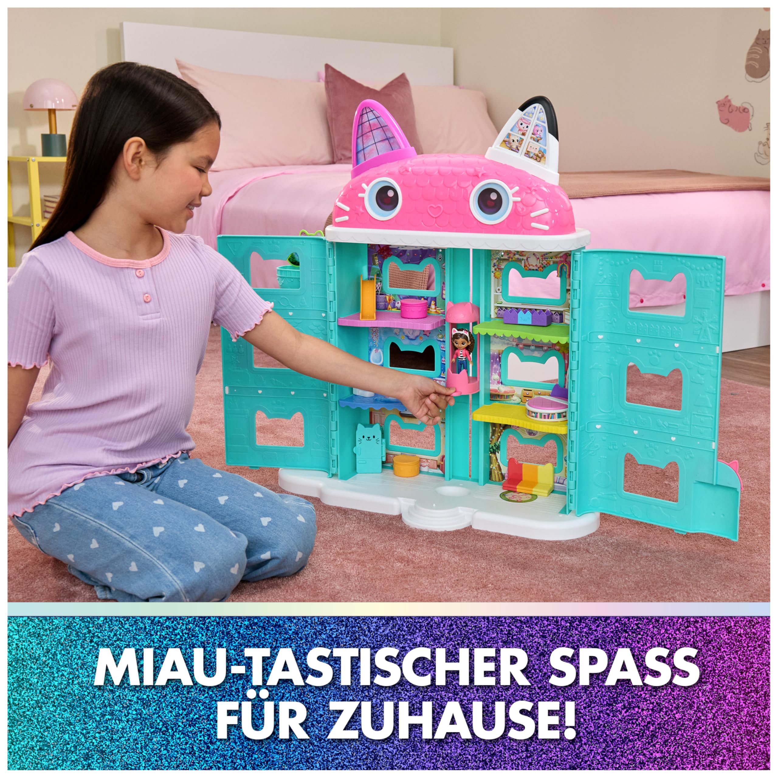DREAMWORKS GABBY'S DOLLHOUSE: DER FILM - Puppenhaus zum Kinofilm, über 60 cm groß, mit Gabby-Figur & Dollhouse Zubehör, für Kinder ab 3 Jahren, 1:12