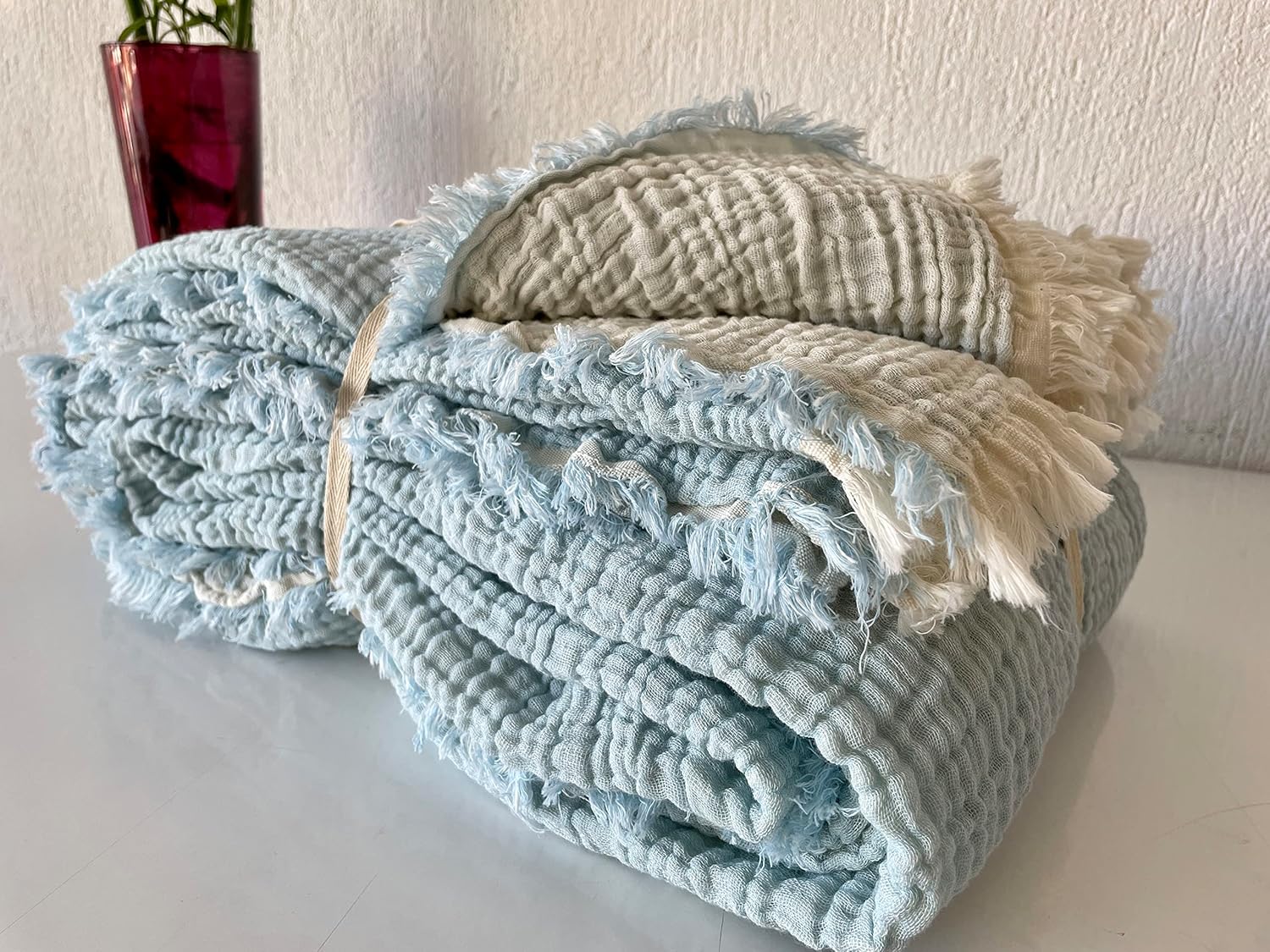 100% Cotton Muslin Blanket, 4 Layers Bedspread, Soft Turkish Cotton Muslin Bed Cover, Reversible Coverlet (Full/Queen Size 91x95-230x240cm)