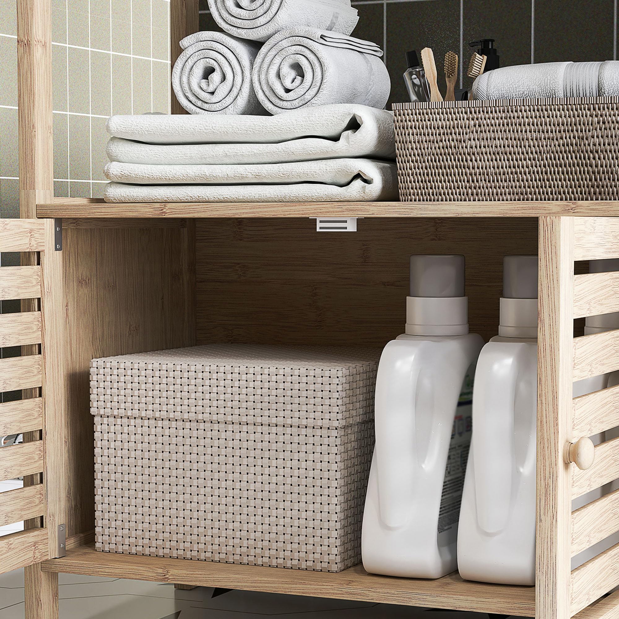 HOMCOM Estantería de Baño de Bambú con 3 Estantes Abiertos Estantería de Almacenaje con Puertas de Lamas 63x30x138 cm Natural y Blanco