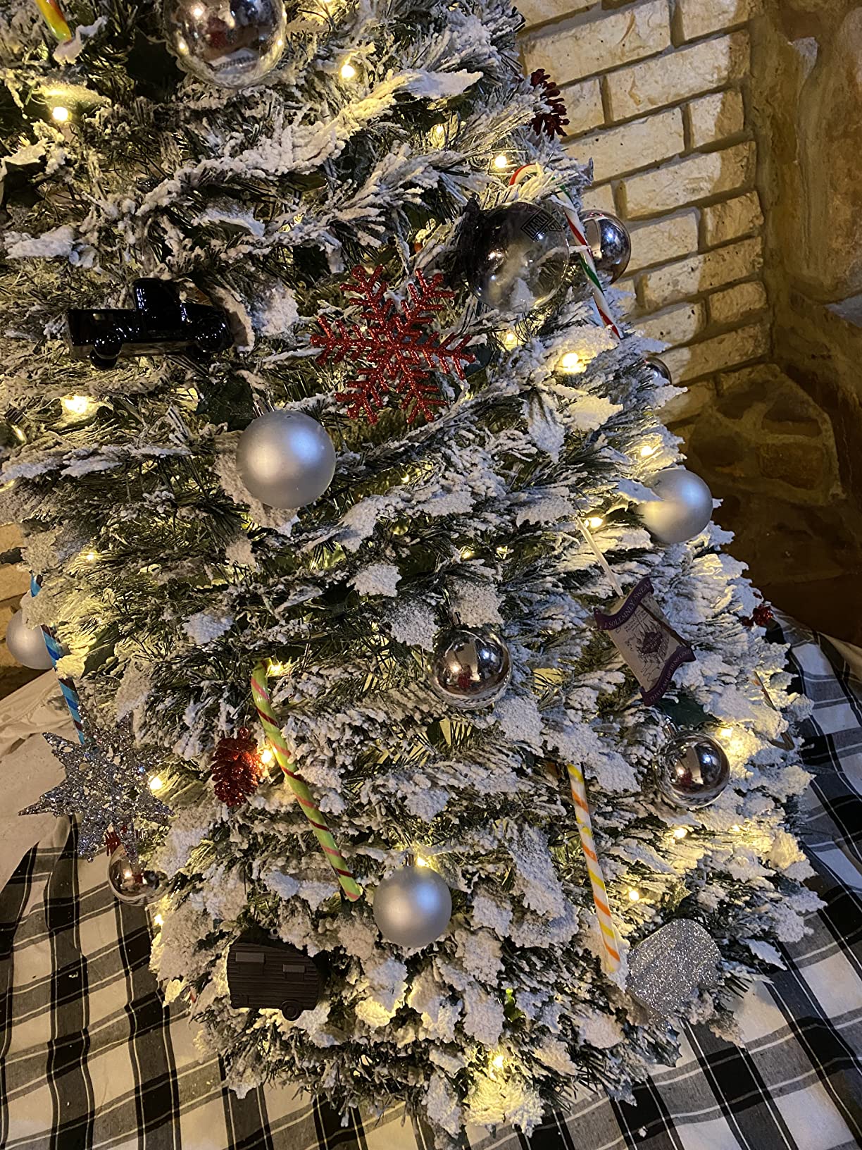 23/mo Finance Sharper Image PopUp 6Ft. White Flocked Christmas Tree