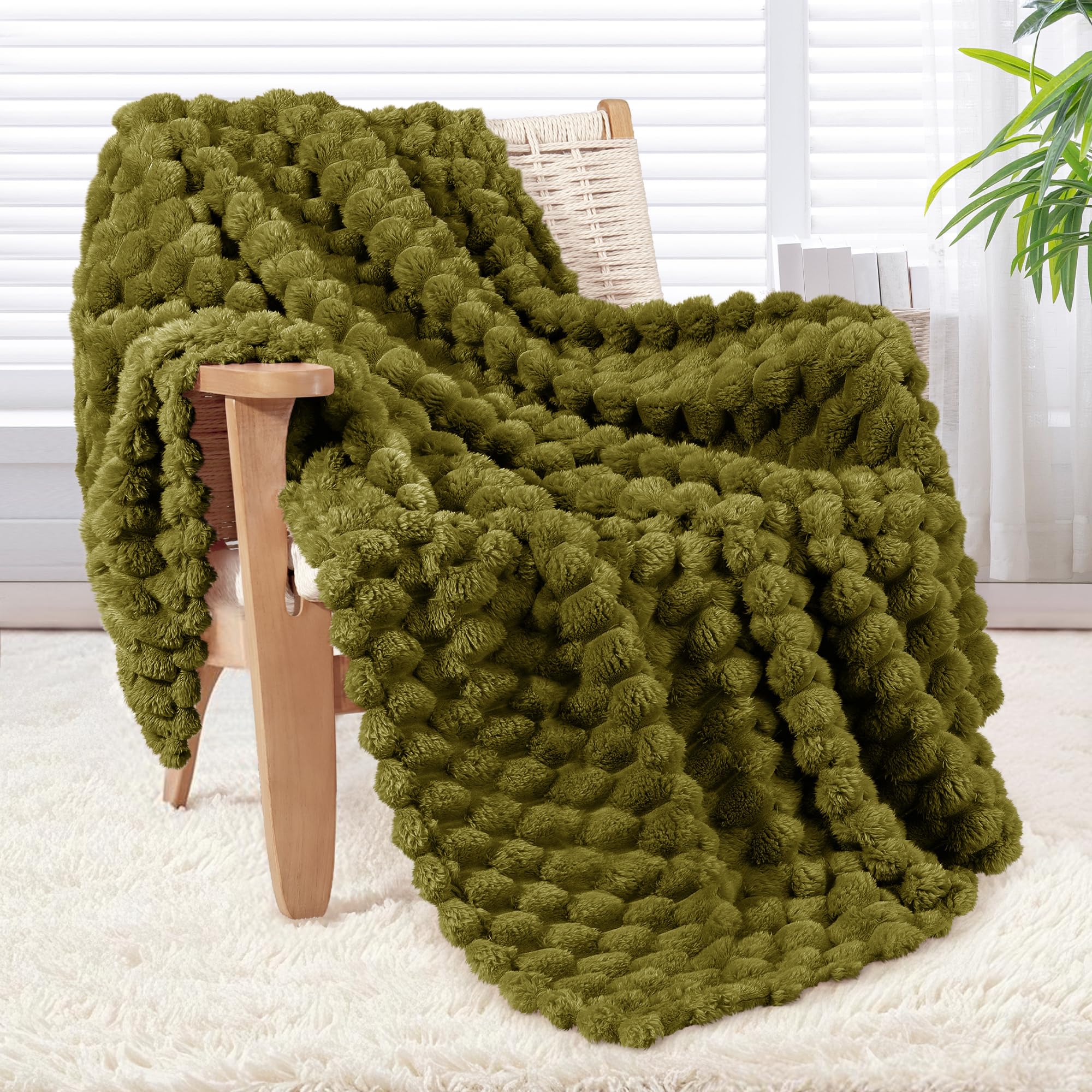 Whale Flotilla Throw Blanket for Sofa with Expanded 3D-Jacquard Pattern