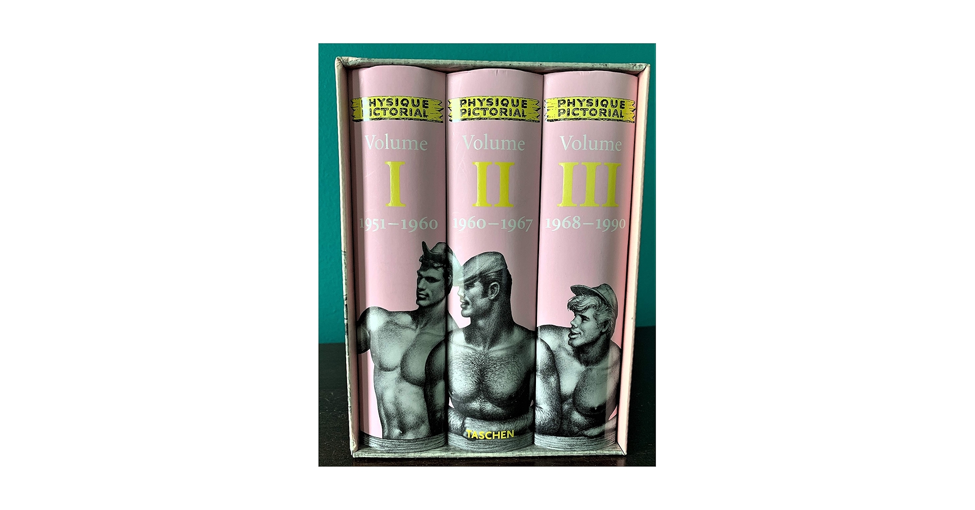 Amazon.com: The Complete Reprint of Physique Pictorial: 1951-1990