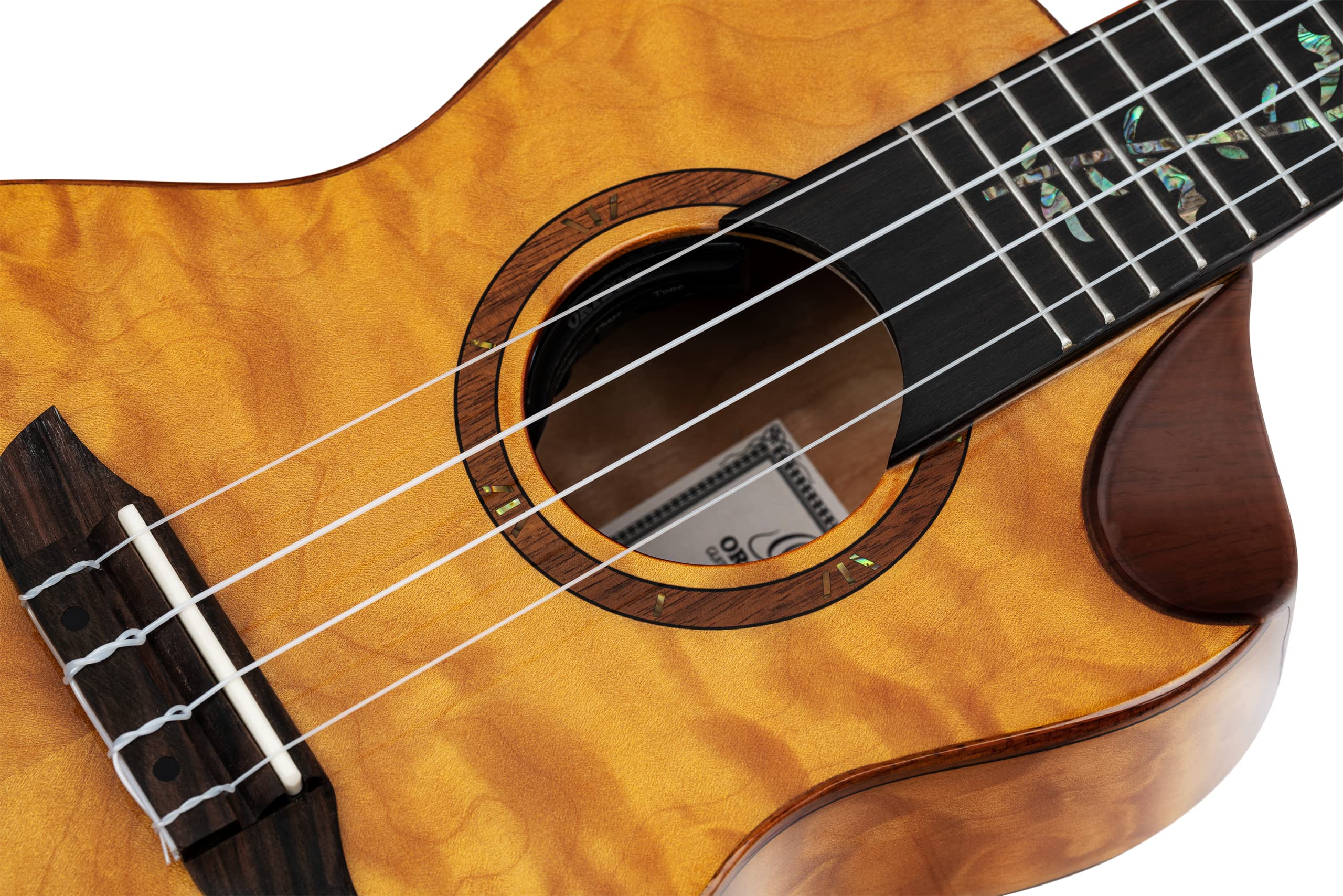 Ortega Guitars Ukeleles de Concierto electroacústicas - Serie Elite - incluye Gig Bag - Arce acolchado macizo (RUET-QMA)