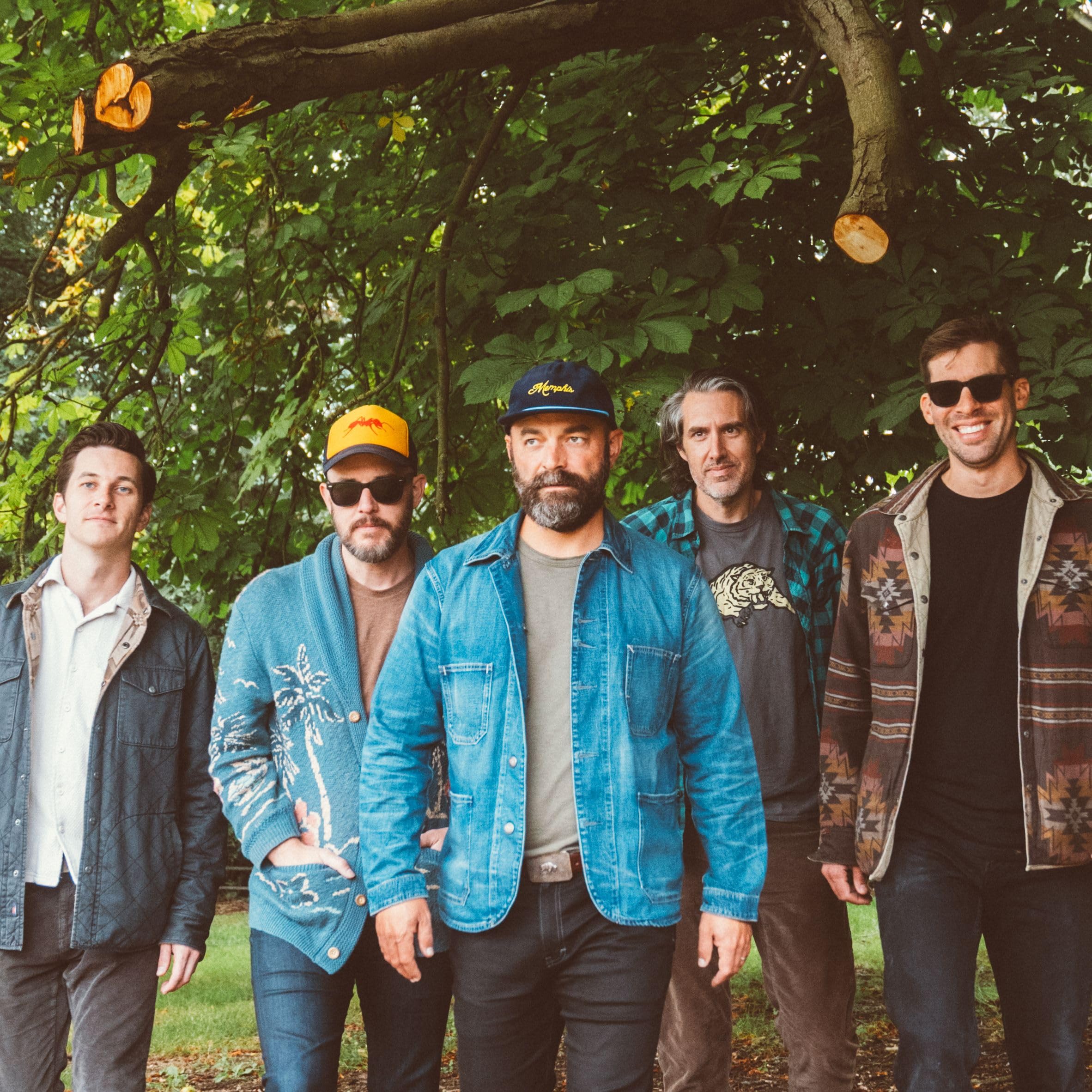 Drew Holcomb & The Neighbors