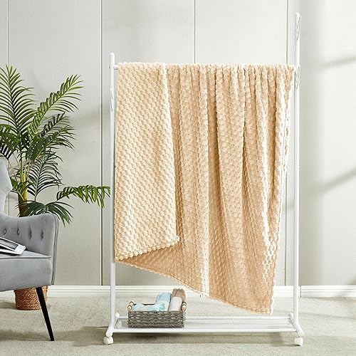 Miniatura 3 de DREAMNINE Manta decorativa de forro polar suave para sofá de 50 x 60 pulgadas, lujosa manta de franela de terciopelo con patrón 3D para dormitorio,