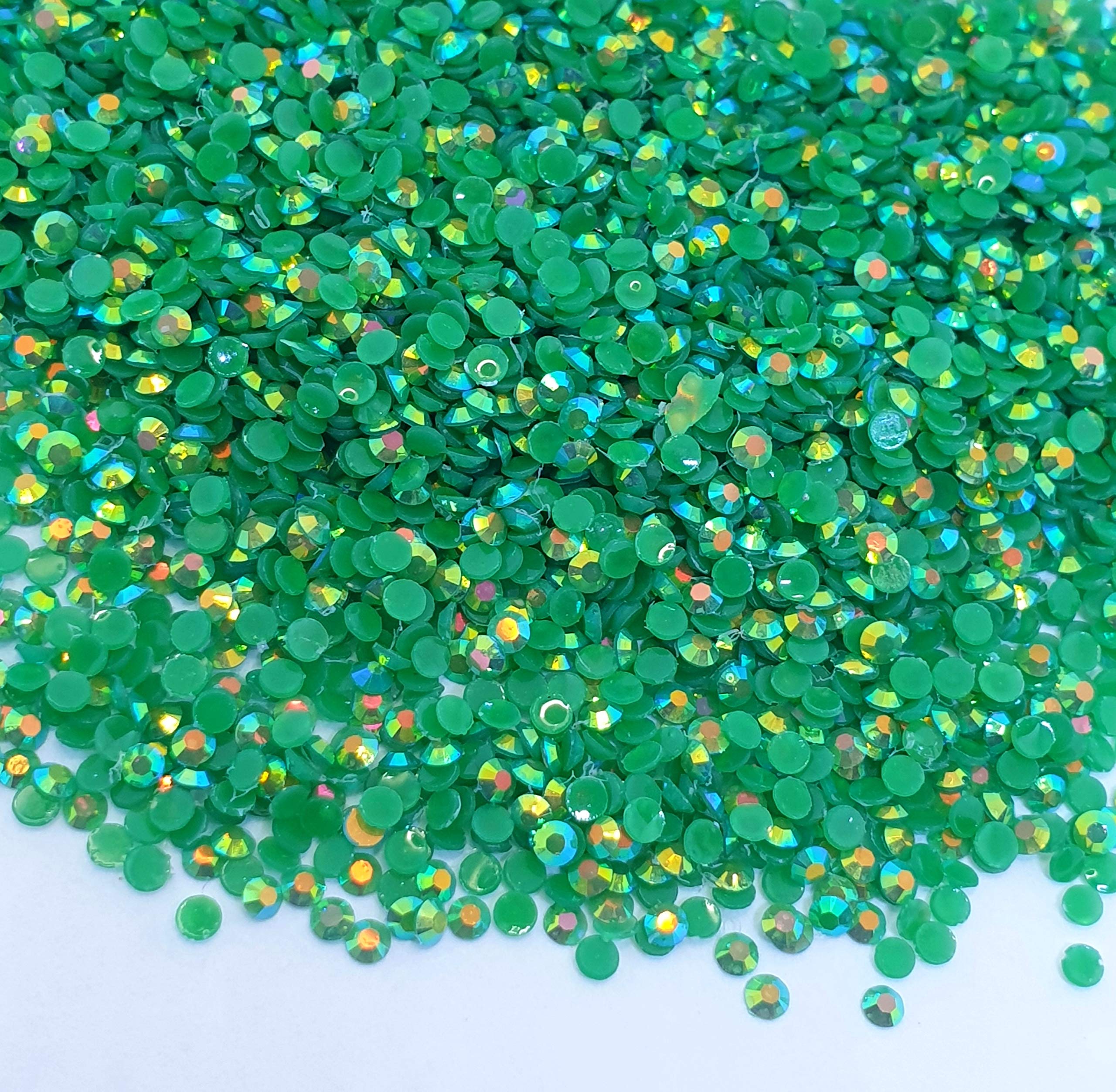 MajorCrafts 2000pcs 5mm ss20 Jelly AB Flat Back Round 14 Facets Resin Rhinestones Arts and Crafts Embellishment Gems (Royal Green AB C79)