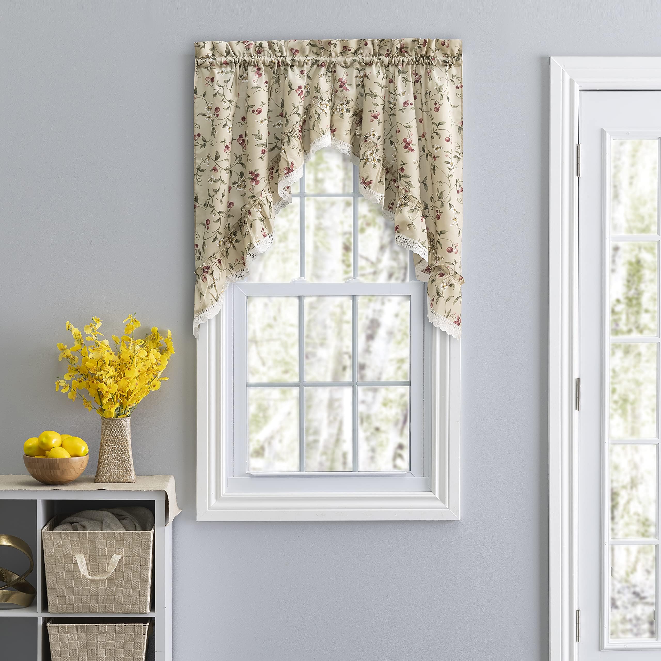 Amazon.com: Ellis Curtain Kitchen Collection Cherries Ruffled Swag ...