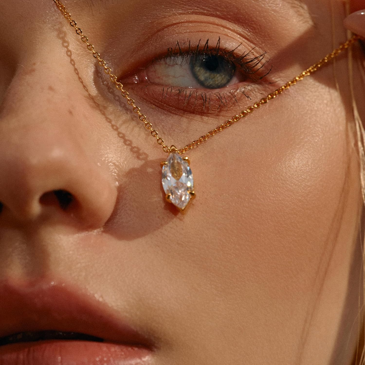 Gold Necklaces for Women, Dainty Cubic Zirconia Pendant Necklace 18K Gold Plated Diamond Pendant Oval Rhinestone Teardrop Necklaces Simple Gold Necklace Jewelry Gifts for Women Trendy - Image 6