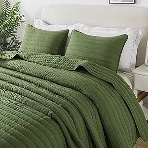Olive Dark Green Queen Size Quilt Bedding Sets with Pillow Shams, Full Lightweight Soft Bedspread Coverlet, Forest Quilted Blanket Thin Comforter Bed Cover for All Season, 3 Pieces, 90x90 inches