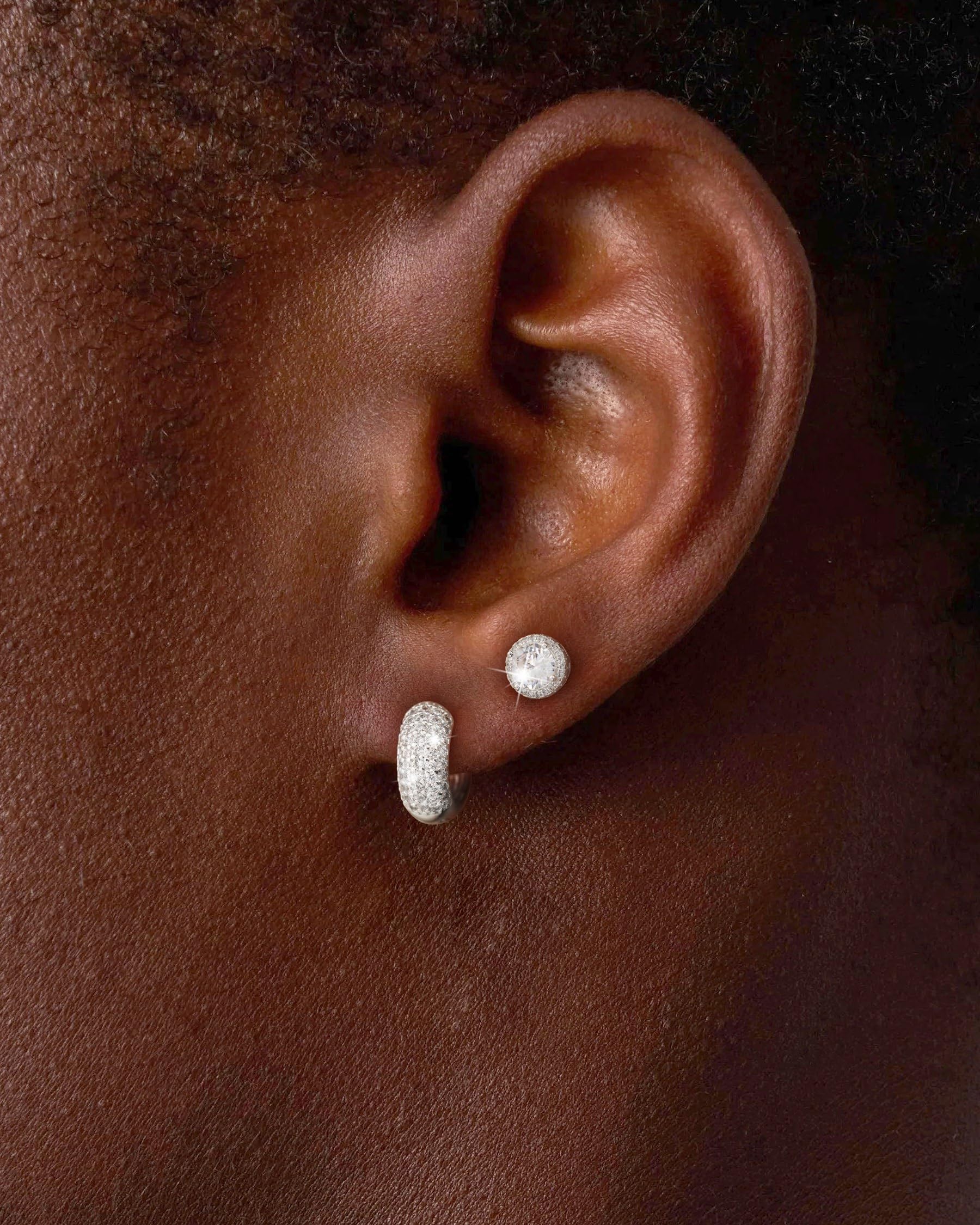HANLI 2 Paia Orecchini Uomo Cerchio Diamante Argento 925 e Zirconi Cubici Anallergici Leggeri Trendy Gioielli di Moda per le Uomo