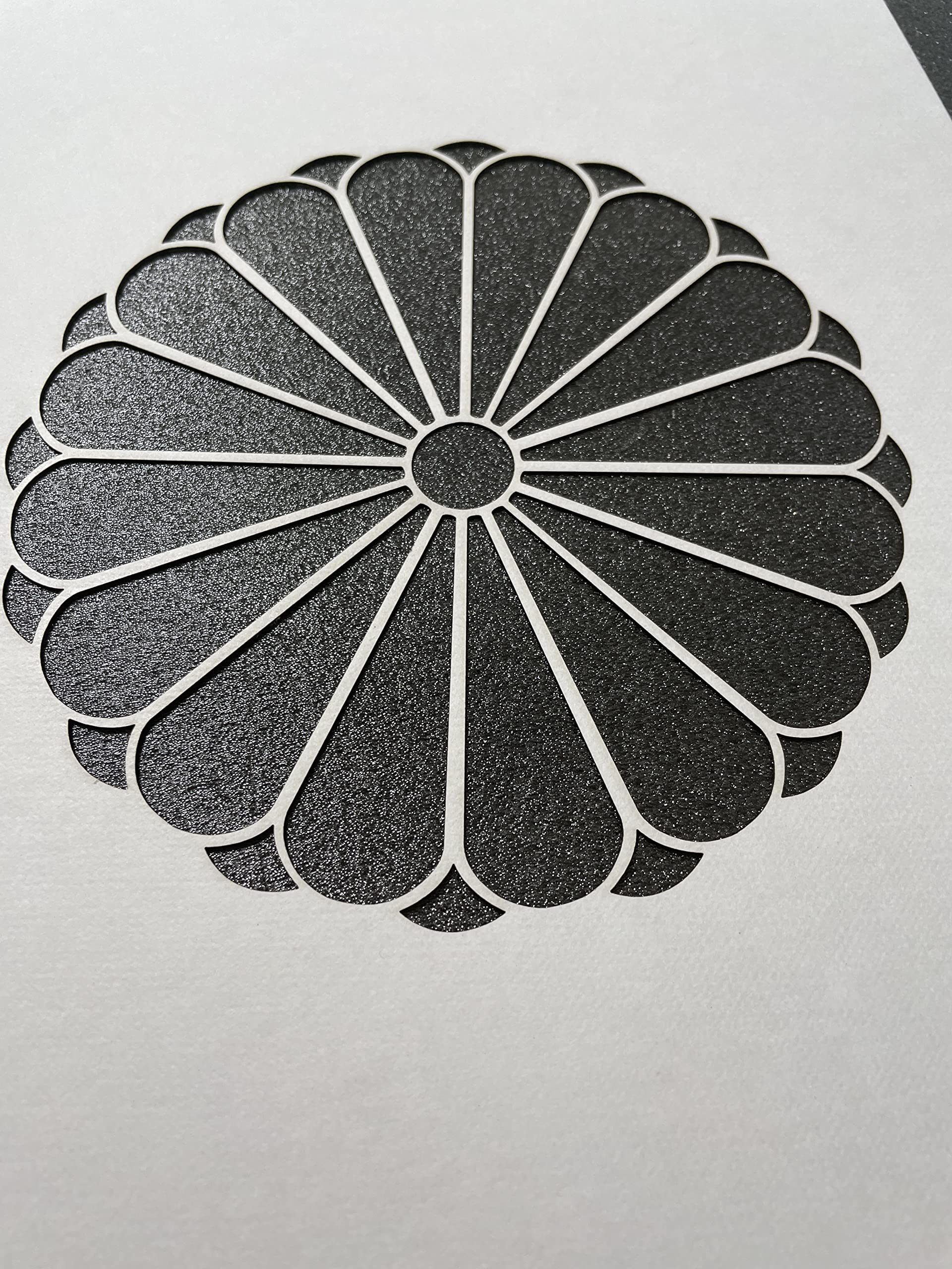 Amazon.co.jp: 【菊花紋章 32菊】【A4厚紙ステンシルシート】家紋