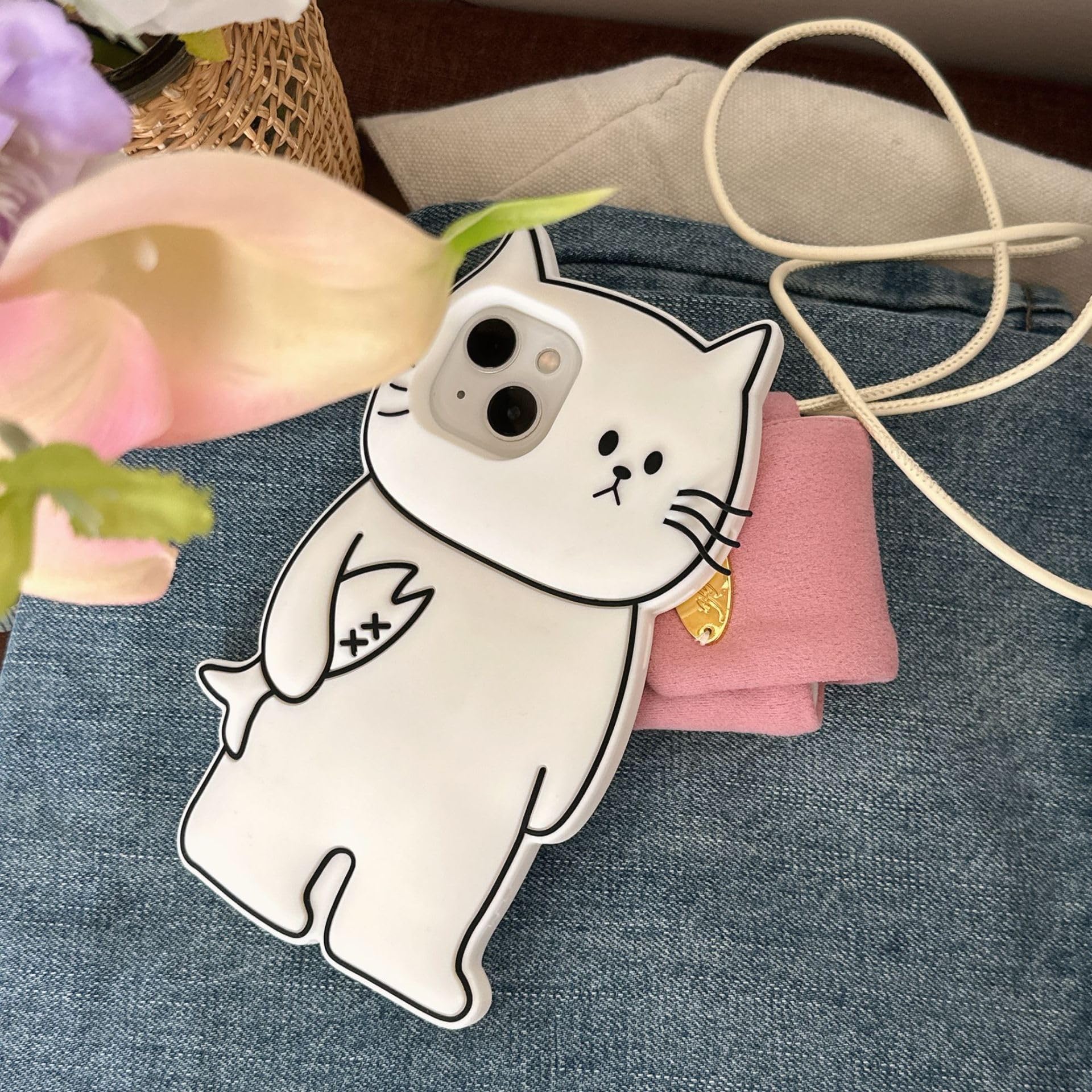 Amazon.co.jp: sosocase かわいい猫型 iPhone 13シリーズ対応 シリコン