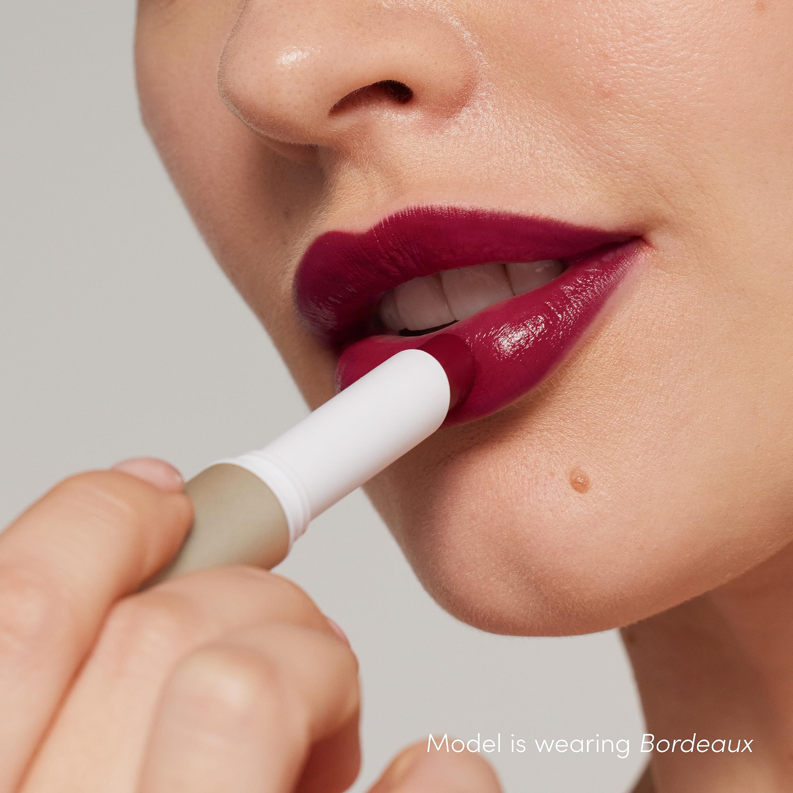 ColorLuxe - Lápiz labial en crema hidratante, color burdeos por Jane Iredale para mujeres, 0.07 onzas
