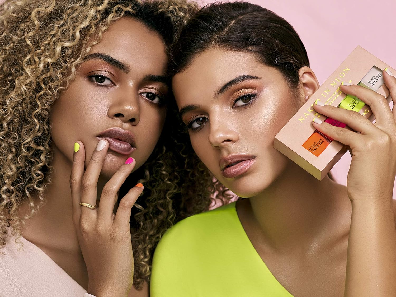 Nails.INC Naken in Neon Nail Polish Set