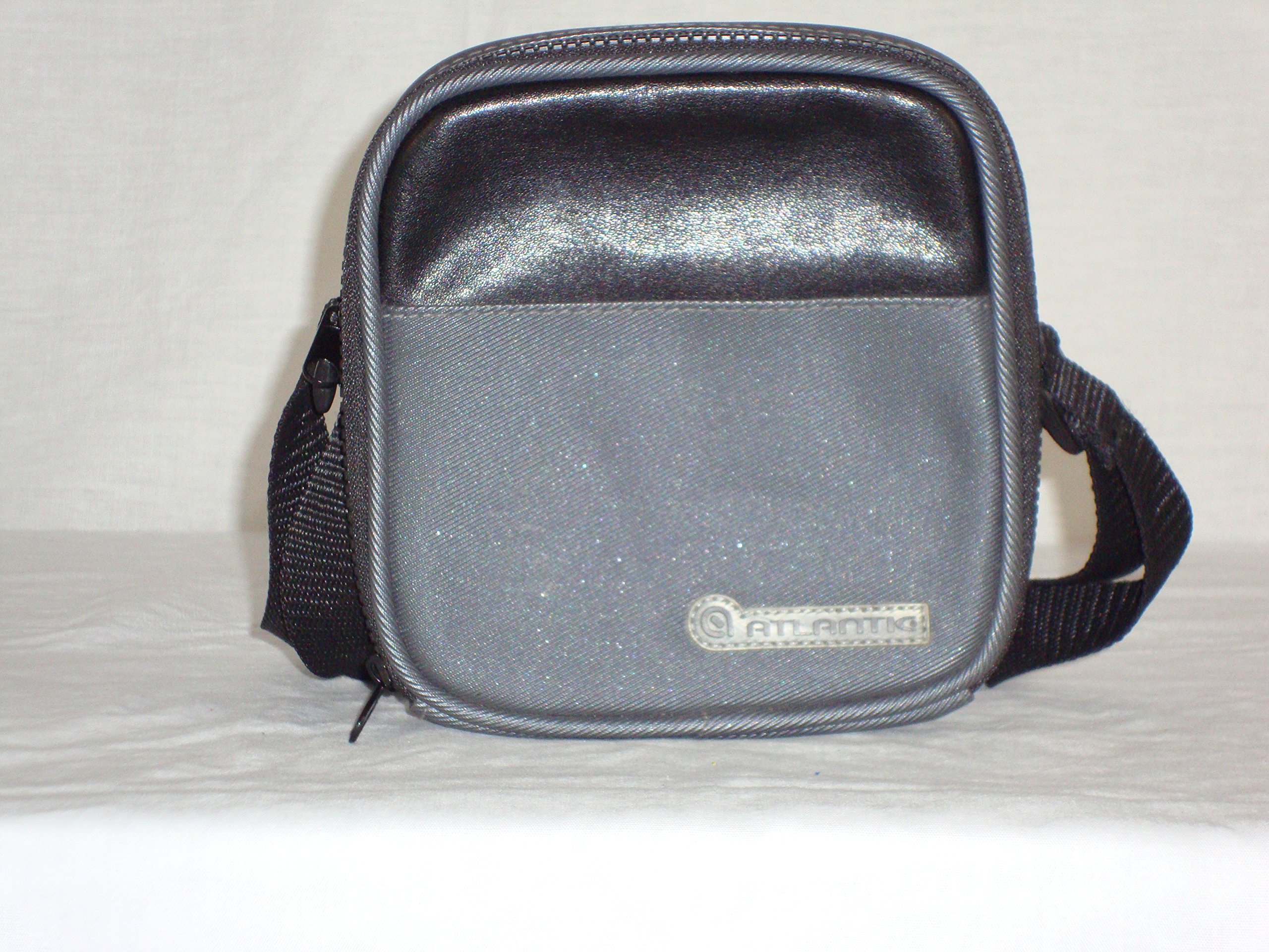 By Thich Nhat Hanh Happiness, Love, and Liberation: Insights and Teachings from Buddhist Psychology [Audio CD]