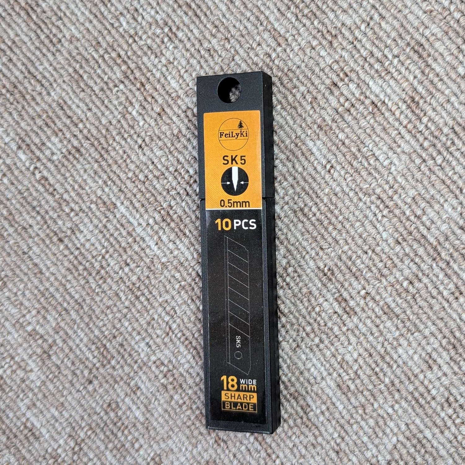 100-Pack18mm Blades Box Cutter Blades Snap Off Blades Utility Knife Blades Black Blade,SK5-2037