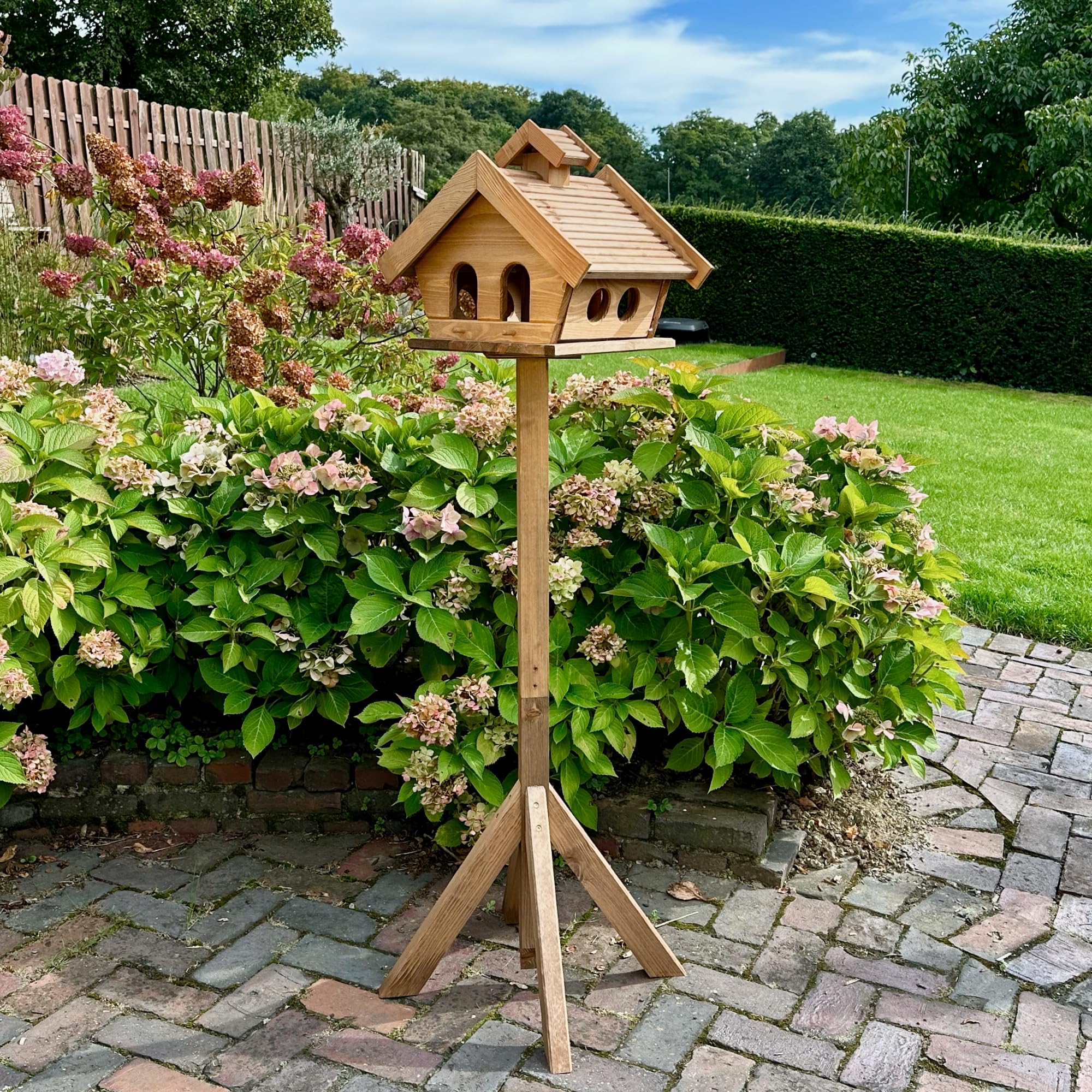 gartenetage GARTENETAGE Vogelhaus Holz mit 2in1 Ständer/Vogelhaus mit Ständer wetterfest und stabil/Vogelfutterhaus mit Ständer/Robustes Vogelhäuschen für Balkon und Garten, GE10307