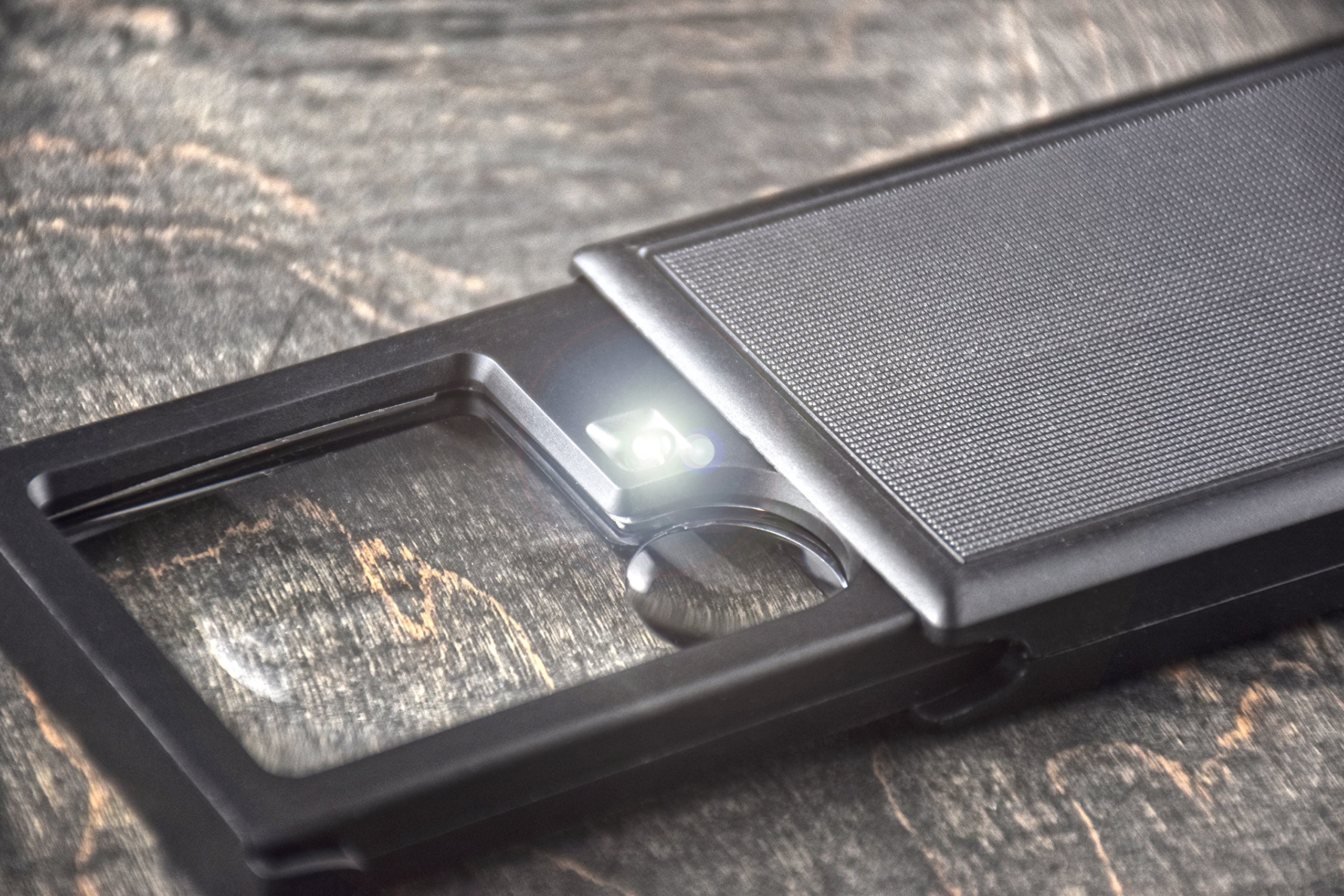 SE ML731L - Lupa bifocal iluminada