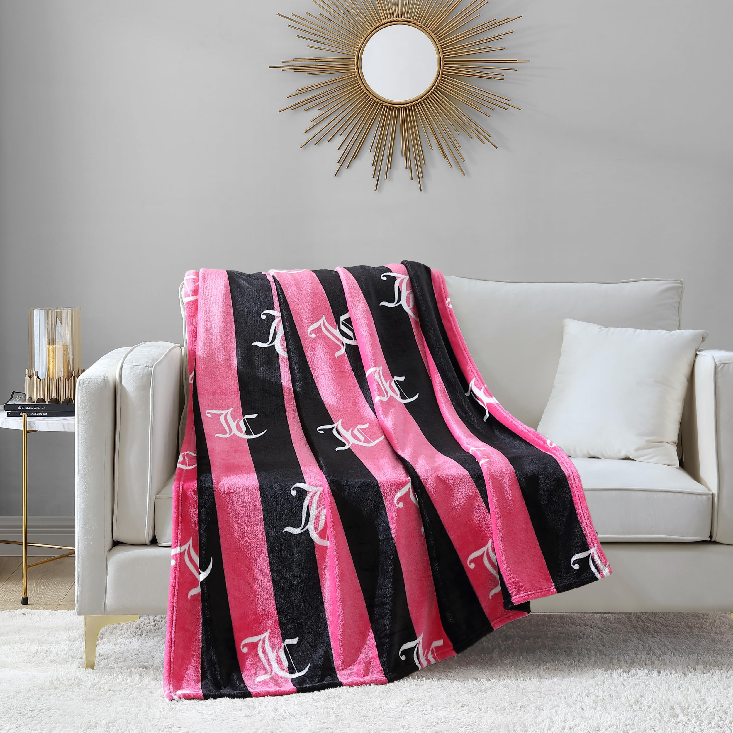 JUICYCOUTUREジューシークチュールUS限定softフリースブランケット Amazon.com: Juicy Couture Cabana Plush Hot Pink Striped 50