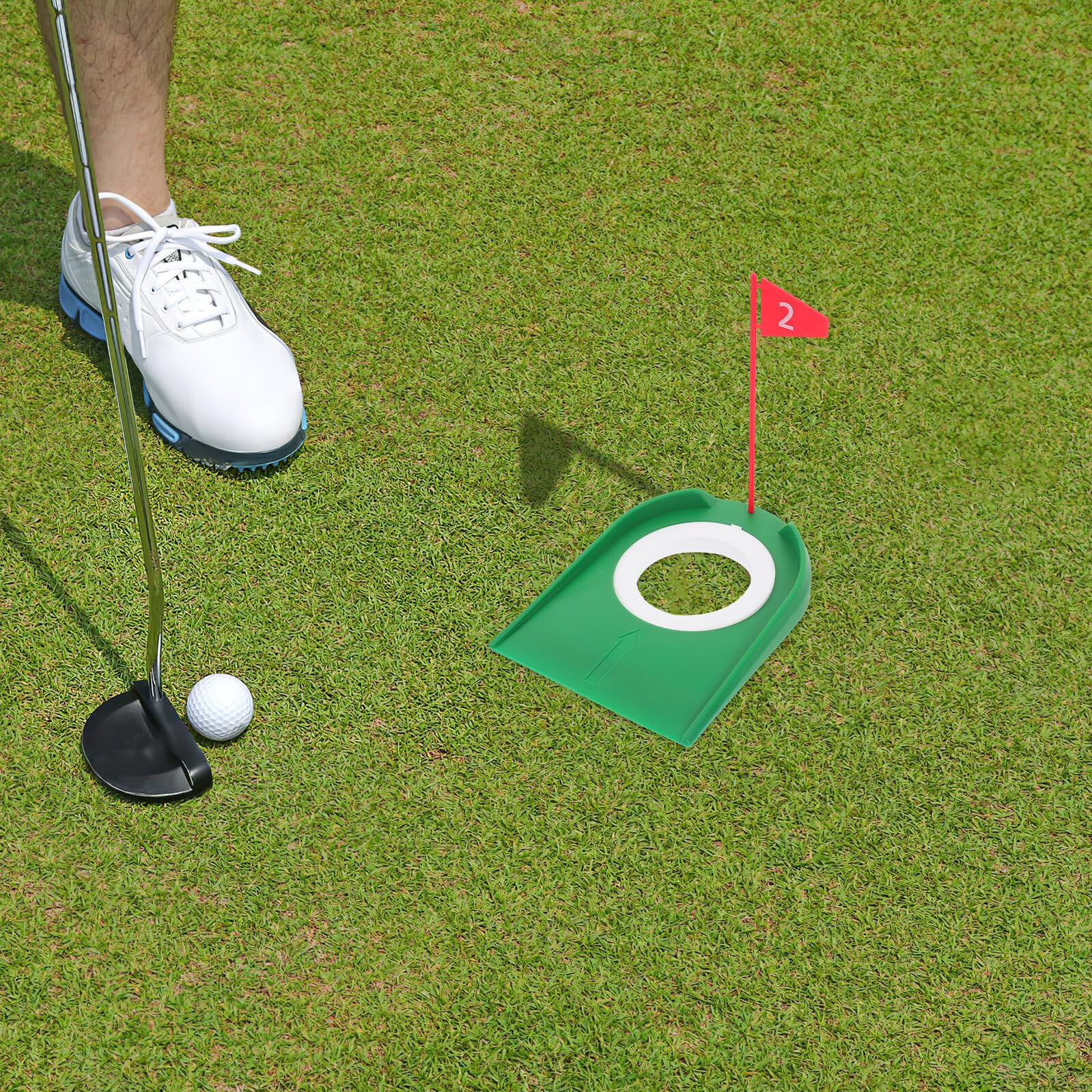 Copas de Práctica para Putt de Golf Set de 9 Copas de Plástico con Hoyos y Bandera Roja Desmontable Ideales para Entrenamiento Interiores y Exteriores Mejora de Precisión Golf