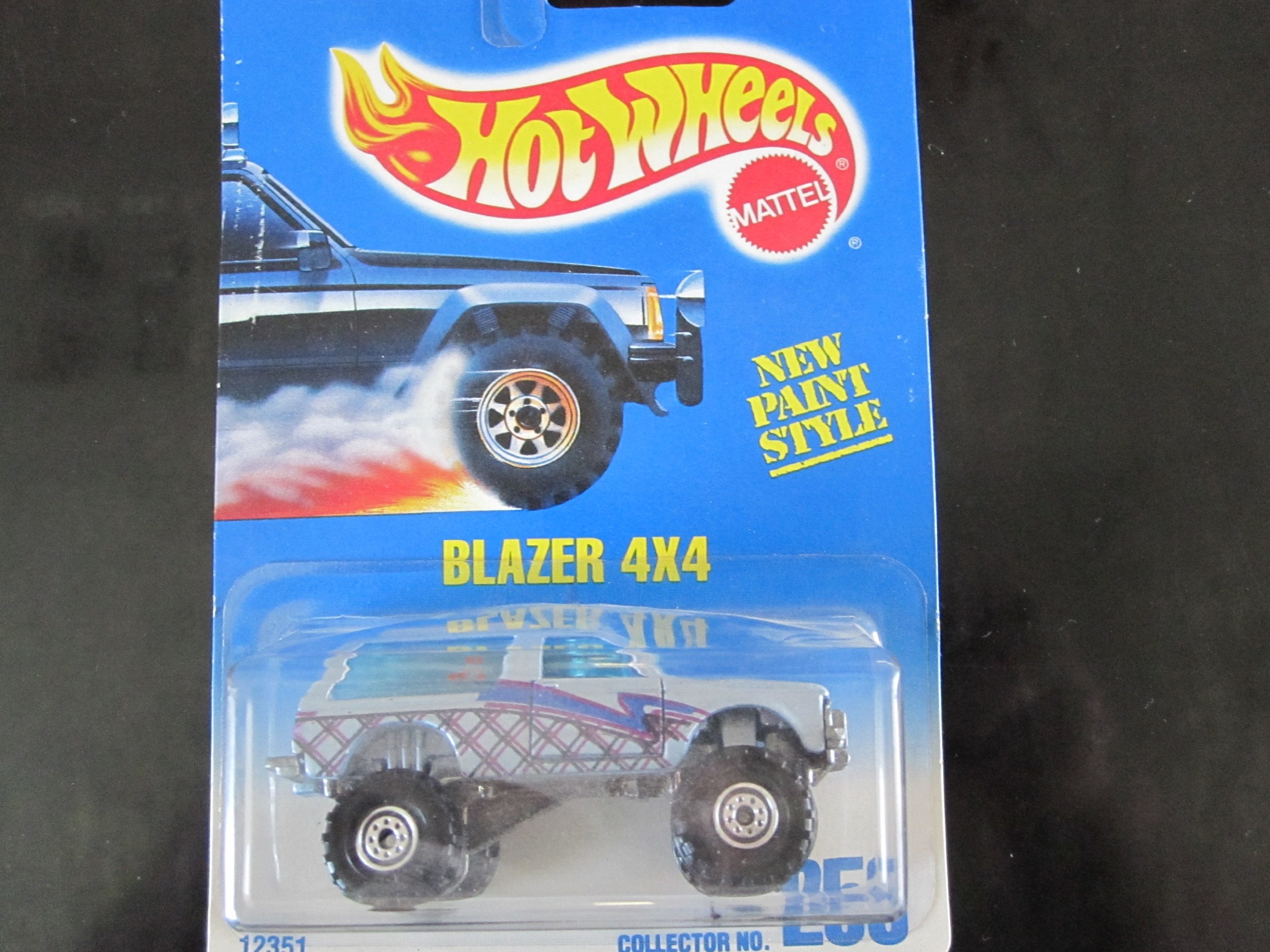 Blazer 4x4 (Regular Construction Wheels) Hot Wheels Collector #258 on Blue&white Card