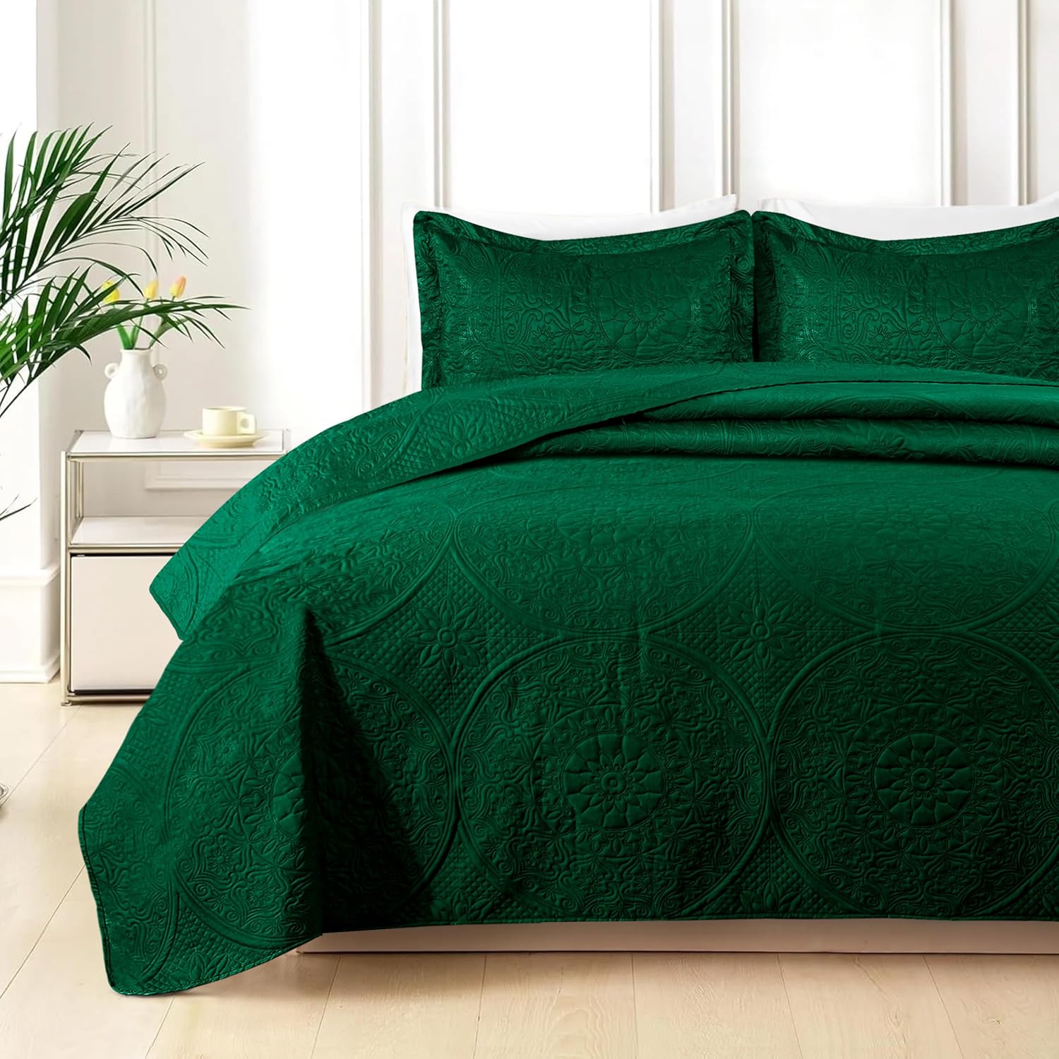 Cotton Passion Quilt Bedding Set - Lightweight Quilted Microfiber Bedspread Floral Pattern (Emerald, Full/Queen)